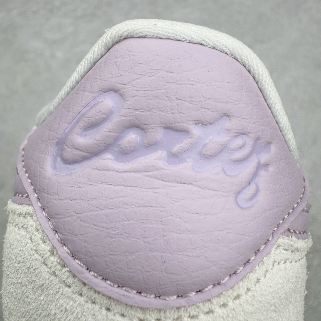 图片[11]-＃JC纯原 NK Classic Cortez Leather 阿甘复古初代皮革慢跑鞋 FJ4608-133 实体平台指令订单 全套原纸板楦头开发 原厂数据大底磨具 一比一鞋头弧度高度鞋身弧度 细节品控鞋型随意对比 正确烫金高频细节 公司级标准检验QC 区分市面一切版本 完美复刻阿甘复古鞋型 尺码：35.5 36 36.5 37.5 38 38.5 39 40 40.5 41 42 42.5 43 44 45-选品中心