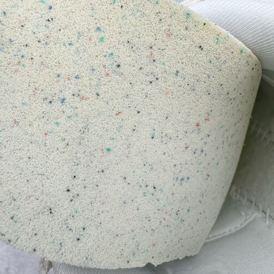 图片[13]-＃JC纯原 NK Classic Cortez Leather 阿甘复古初代皮革慢跑鞋 FJ4608-133 实体平台指令订单 全套原纸板楦头开发 原厂数据大底磨具 一比一鞋头弧度高度鞋身弧度 细节品控鞋型随意对比 正确烫金高频细节 公司级标准检验QC 区分市面一切版本 完美复刻阿甘复古鞋型 尺码：35.5 36 36.5 37.5 38 38.5 39 40 40.5 41 42 42.5 43 44 45-选品中心