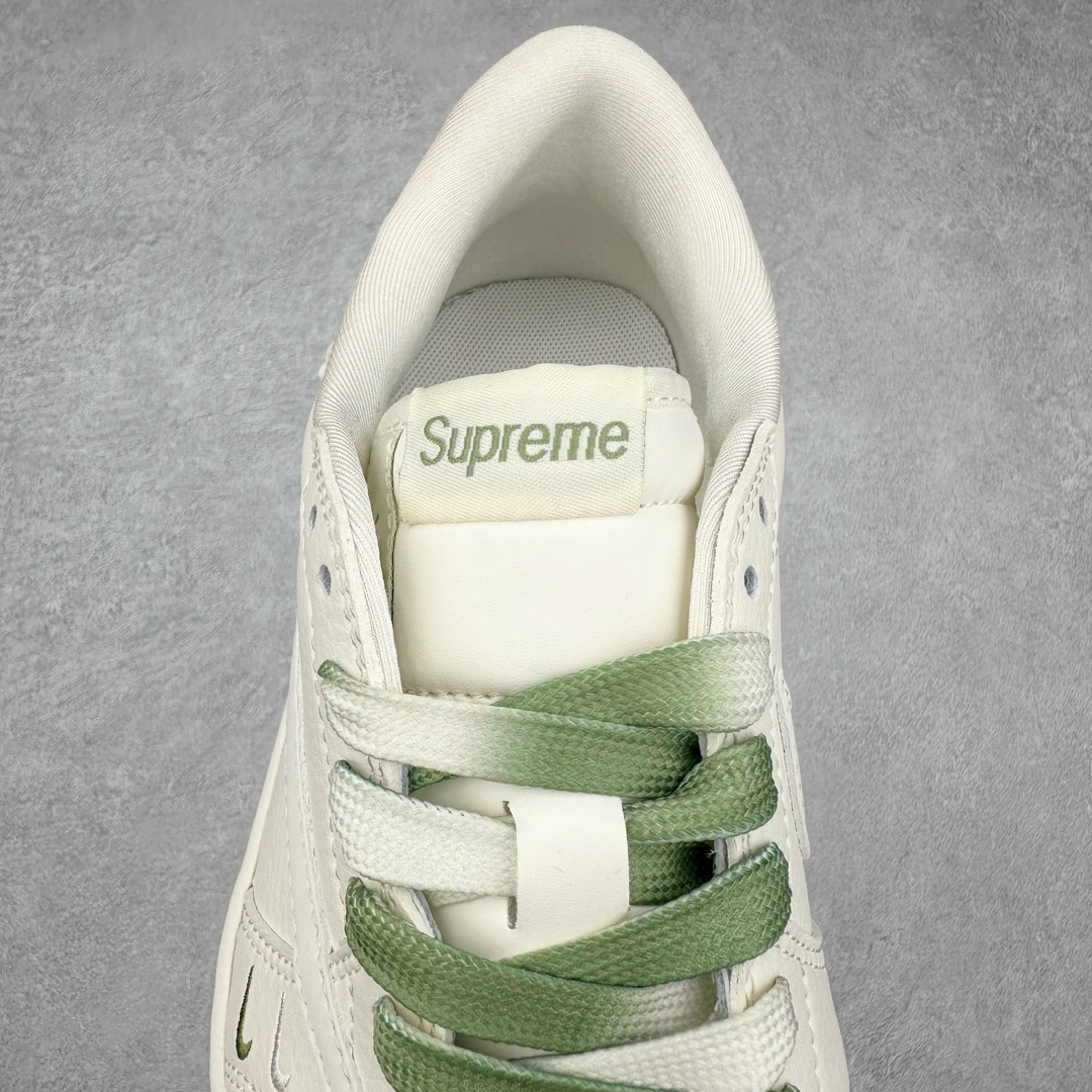 图片[5]-NK Dunk Low 定制配色 BB2299-810 大厂出品 极力推荐 原装头层材料 独家版型蒸餾加工帶來的是更好的视觉和脚感体验大厂纯原品质出货 清洁度 电绣工艺 皮料切割干净无任何毛边 细节完美 尺码：36 36.5 37.5 38 38.5 39 40 40.5 41 42 42.5 43 44 44.5 45 46 47.5-选品中心