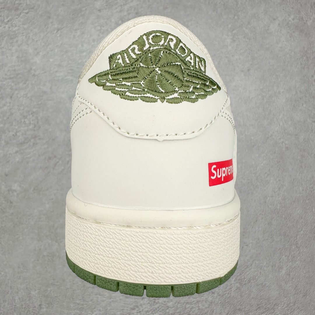图片[8]-NK Dunk Low 定制配色 BB2299-810 大厂出品 极力推荐 原装头层材料 独家版型蒸餾加工帶來的是更好的视觉和脚感体验大厂纯原品质出货 清洁度 电绣工艺 皮料切割干净无任何毛边 细节完美 尺码：36 36.5 37.5 38 38.5 39 40 40.5 41 42 42.5 43 44 44.5 45 46 47.5-选品中心