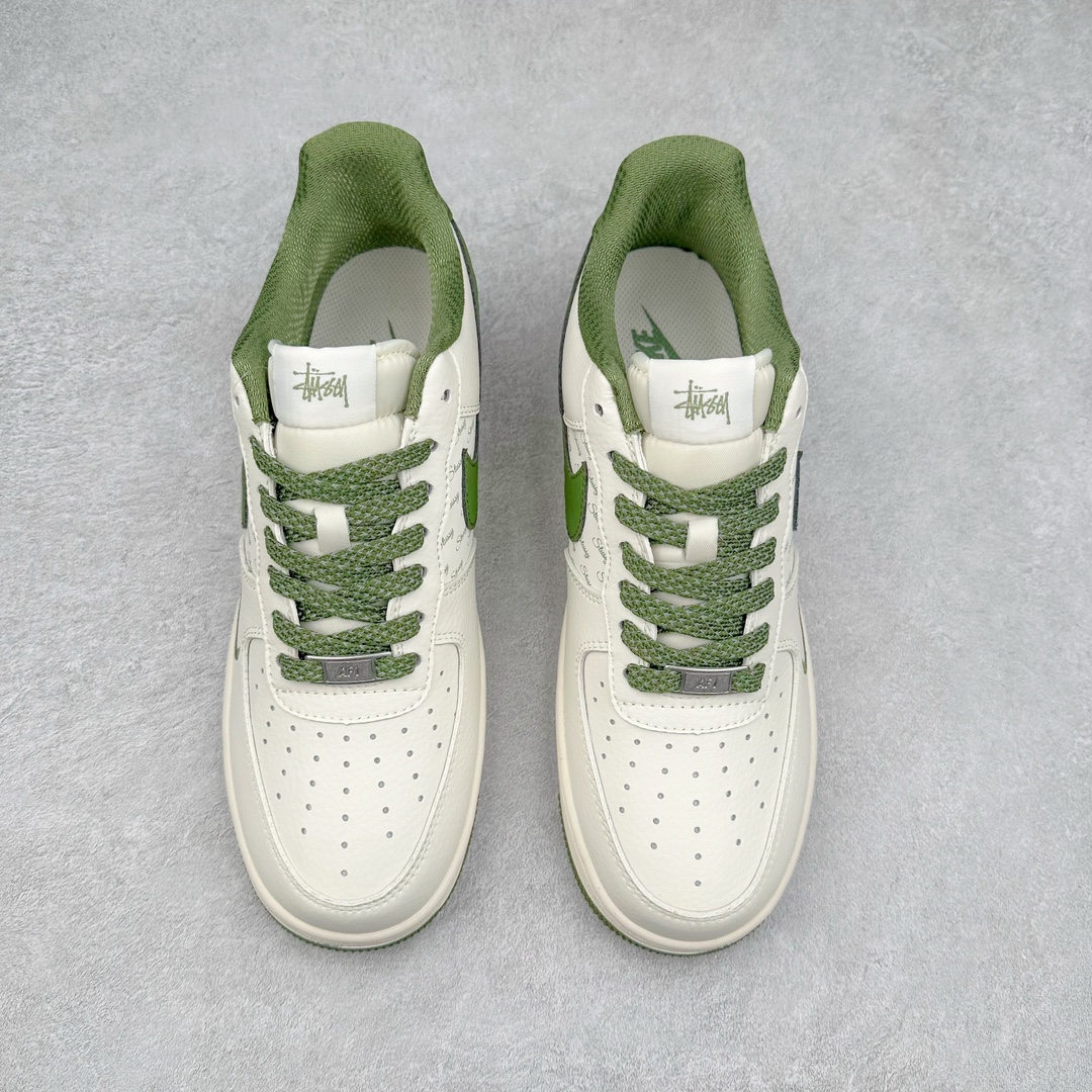 图片[2]-NK Air Force 1´07 Low 空军一号低帮百搭休闲运动板鞋 XZ3328-003 柔软、弹性十足的缓震性能和出色的中底设计 横跨复古与现代的外型结合 造就出风靡全球 三十多年的Force 1 直到今天还深受青睐 尺码：36 36.5 37.5 38 38.5 39 40 40.5 41 42 42.5 43 44 44.5 45-选品中心