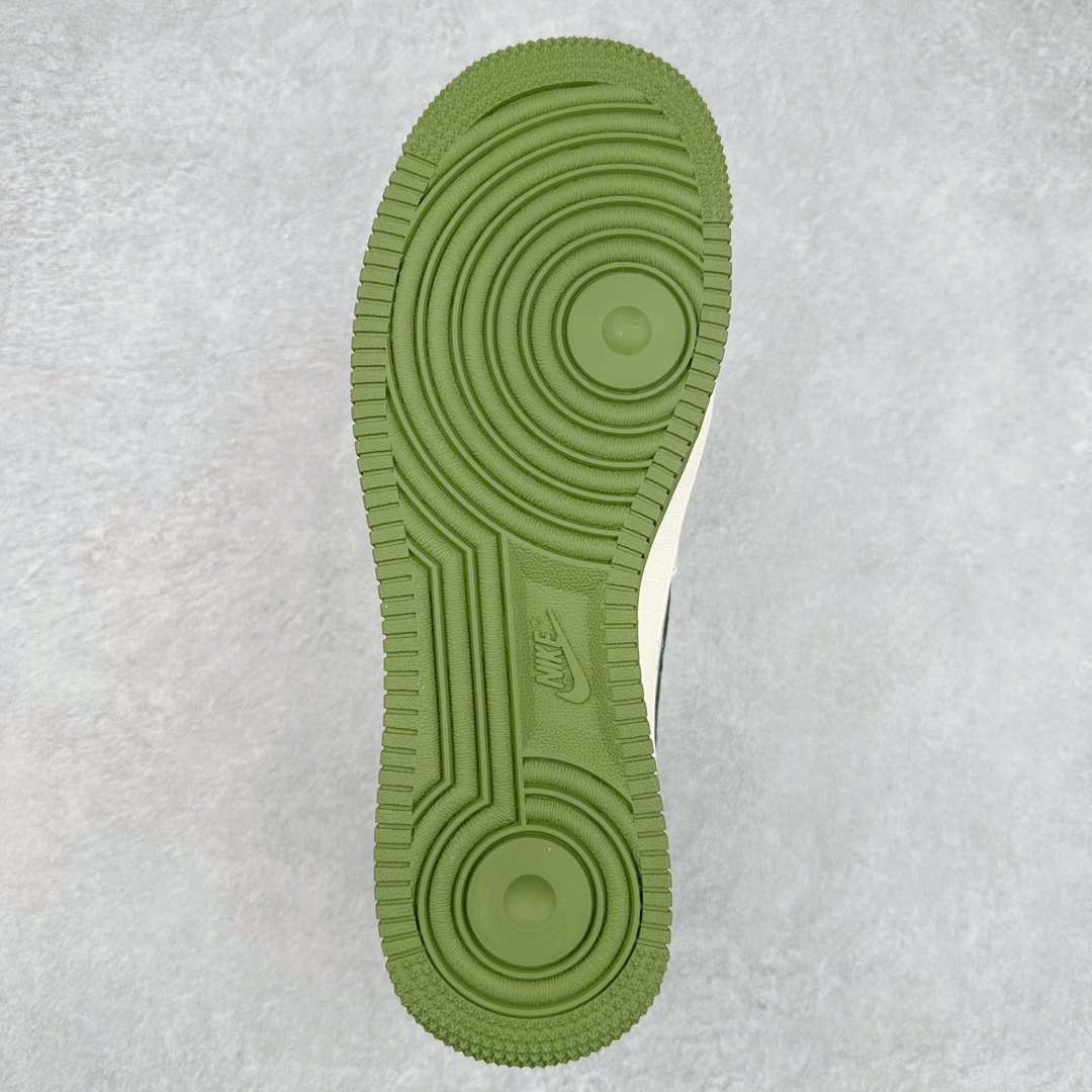 图片[9]-NK Air Force 1´07 Low 空军一号低帮百搭休闲运动板鞋 XZ3328-003 柔软、弹性十足的缓震性能和出色的中底设计 横跨复古与现代的外型结合 造就出风靡全球 三十多年的Force 1 直到今天还深受青睐 尺码：36 36.5 37.5 38 38.5 39 40 40.5 41 42 42.5 43 44 44.5 45-选品中心