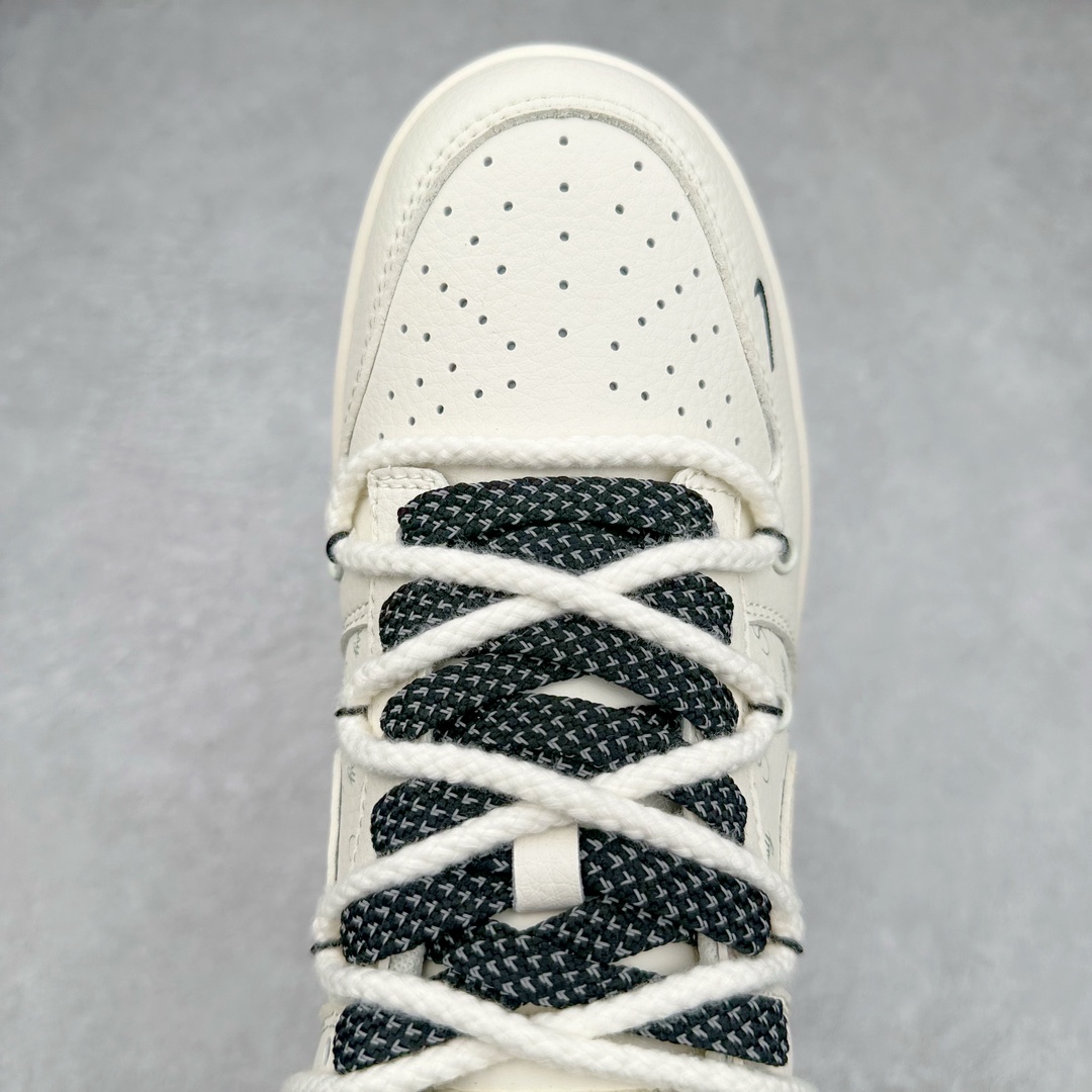 图片[4]-NK Dunk Low 定制配色 SJ2068-276 大厂出品 极力推荐 原装头层材料 独家版型蒸餾加工帶來的是更好的视觉和脚感体验大厂纯原品质出货 清洁度 电绣工艺 皮料切割干净无任何毛边 细节完美 尺码：36 36.5 37.5 38 38.5 39 40 40.5 41 42 42.5 43 44 44.5 45 46 47.5-选品中心