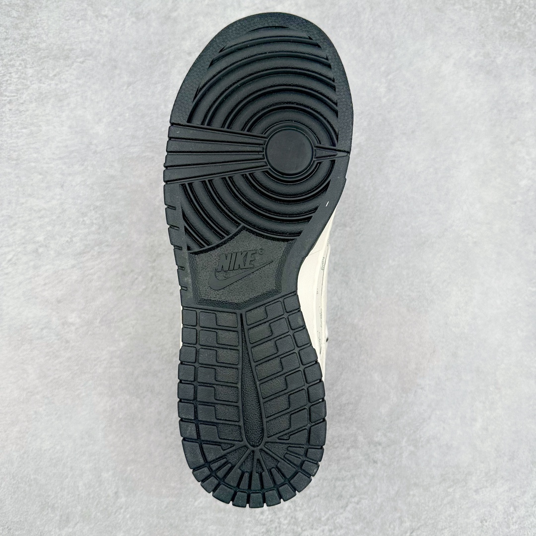 图片[9]-NK Dunk Low 定制配色 SJ2068-276 大厂出品 极力推荐 原装头层材料 独家版型蒸餾加工帶來的是更好的视觉和脚感体验大厂纯原品质出货 清洁度 电绣工艺 皮料切割干净无任何毛边 细节完美 尺码：36 36.5 37.5 38 38.5 39 40 40.5 41 42 42.5 43 44 44.5 45 46 47.5-选品中心