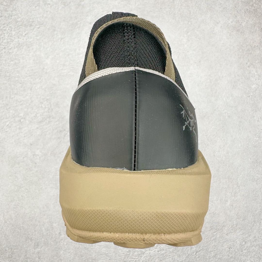 图片[8]-＃纯原 Arcteryx Vertex Alpine GTX阿尔卑斯山顶峰系列低帮越野徒步户外运动登山运动鞋 这款GORE-TEX鞋履适合希望在技术路线上更快前进的山地跑步者穿着，无需担心地形条件如何。中底的Rocker Geometry几何结构设计带来推进力，并采用InFuse材料制成，这是一种轻质、高响应性的EVA和聚烯烃合成材料，可提供回弹并吸收冲击力。抓地平稳的Vibram Megagrip外底采用LITEBASE技术，在减轻重量的同时不影响性能，而多向凸耳花纹设计带来更强的抓地力。鞋身贴合包裹脚部，针织鞋领可阻挡碎屑进鞋。尺码：39-44-选品中心