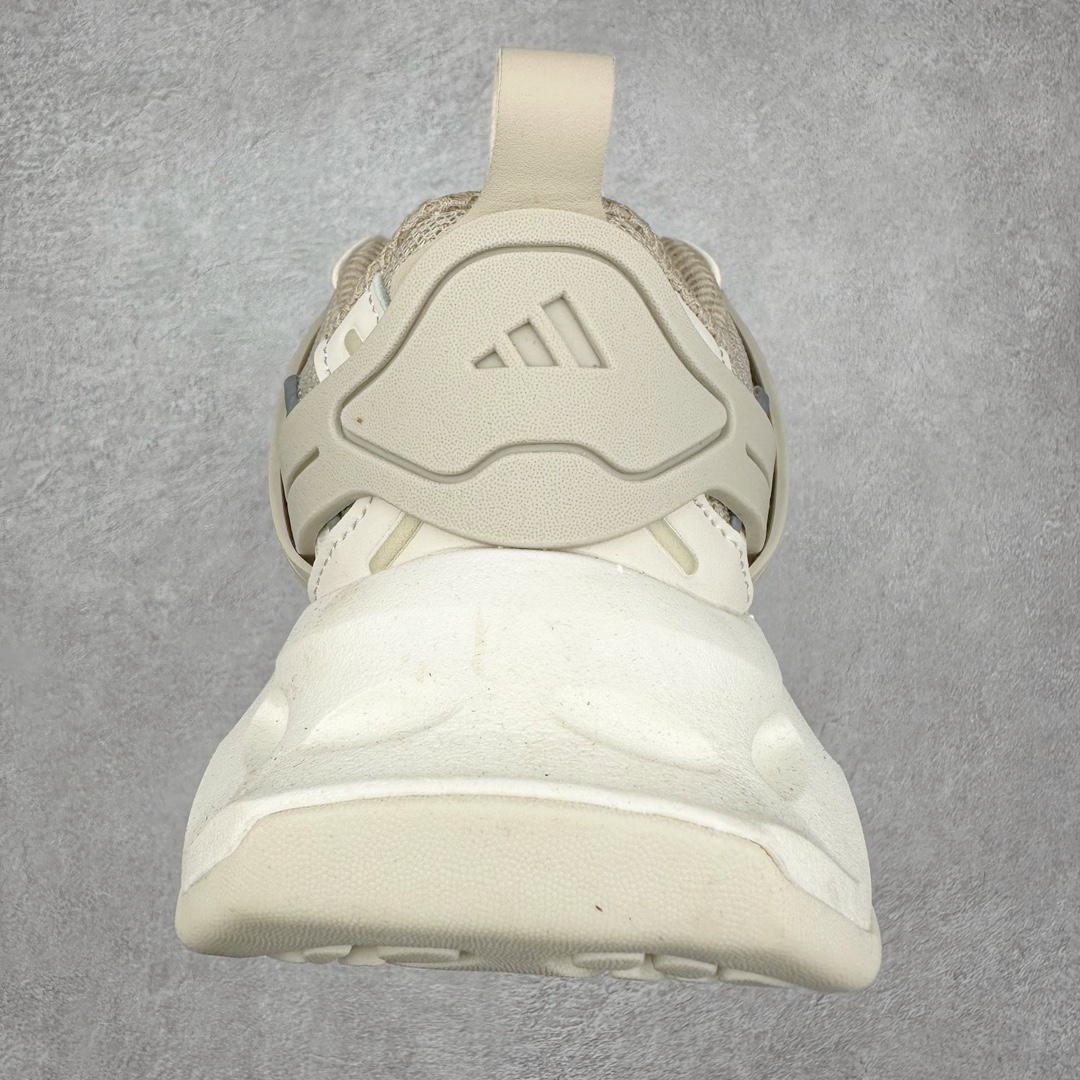 图片[8]-AD XLG Runner Deluxe 跑步者豪华版系列低帮厚底增高老爹风复古缓震休闲运动慢跑鞋 自从阿迪达斯和巴黎世家合作后，没少出双方联名的平替。结果根据最新情报，阿迪现在已经把手伸到了巴家爆款3XL的身上，新鞋Xlg Runner Deluxe实物曝光，emm，鞋款整体一眼丁真是巴黎世家Track＋3XL大底的缝合怪版本，要不是鞋侧明晃晃的adidas三道杠Logo，估计各位看了都得蒙。这波不能说是完全复制巴黎世家，但也多少有点借鉴的味道了。新鞋基本就是在阿迪经典\\\”Climacool\\\”鞋款的基础上，升级了Boots大底以及加入了\\\”巴味\\\”设计元素…尺码：35 36 36⅔ 37⅓ 38 38⅔ 39⅓ 40 40⅔ 41⅓ 42 42⅔ 43⅓ 44 44⅔ 45 46-选品中心