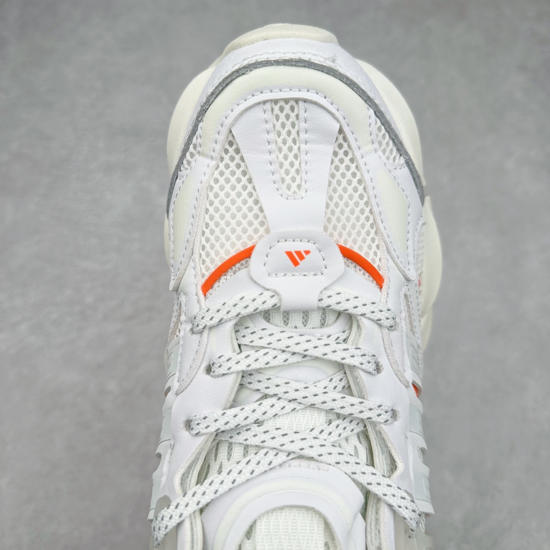 图片[4]-AD XLG Runner Deluxe 跑步者豪华版系列低帮厚底增高老爹风复古缓震休闲运动慢跑鞋 自从阿迪达斯和巴黎世家合作后，没少出双方联名的平替。结果根据最新情报，阿迪现在已经把手伸到了巴家爆款3XL的身上，新鞋Xlg Runner Deluxe实物曝光，emm，鞋款整体一眼丁真是巴黎世家Track＋3XL大底的缝合怪版本，要不是鞋侧明晃晃的adidas三道杠Logo，估计各位看了都得蒙。这波不能说是完全复制巴黎世家，但也多少有点借鉴的味道了。新鞋基本就是在阿迪经典\\\”Climacool\\\”鞋款的基础上，升级了Boots大底以及加入了\\\”巴味\\\”设计元素…尺码：35 36 36⅔ 37⅓ 38 38⅔ 39⅓ 40 40⅔ 41⅓ 42 42⅔ 43⅓ 44 44⅔ 45 46-选品中心