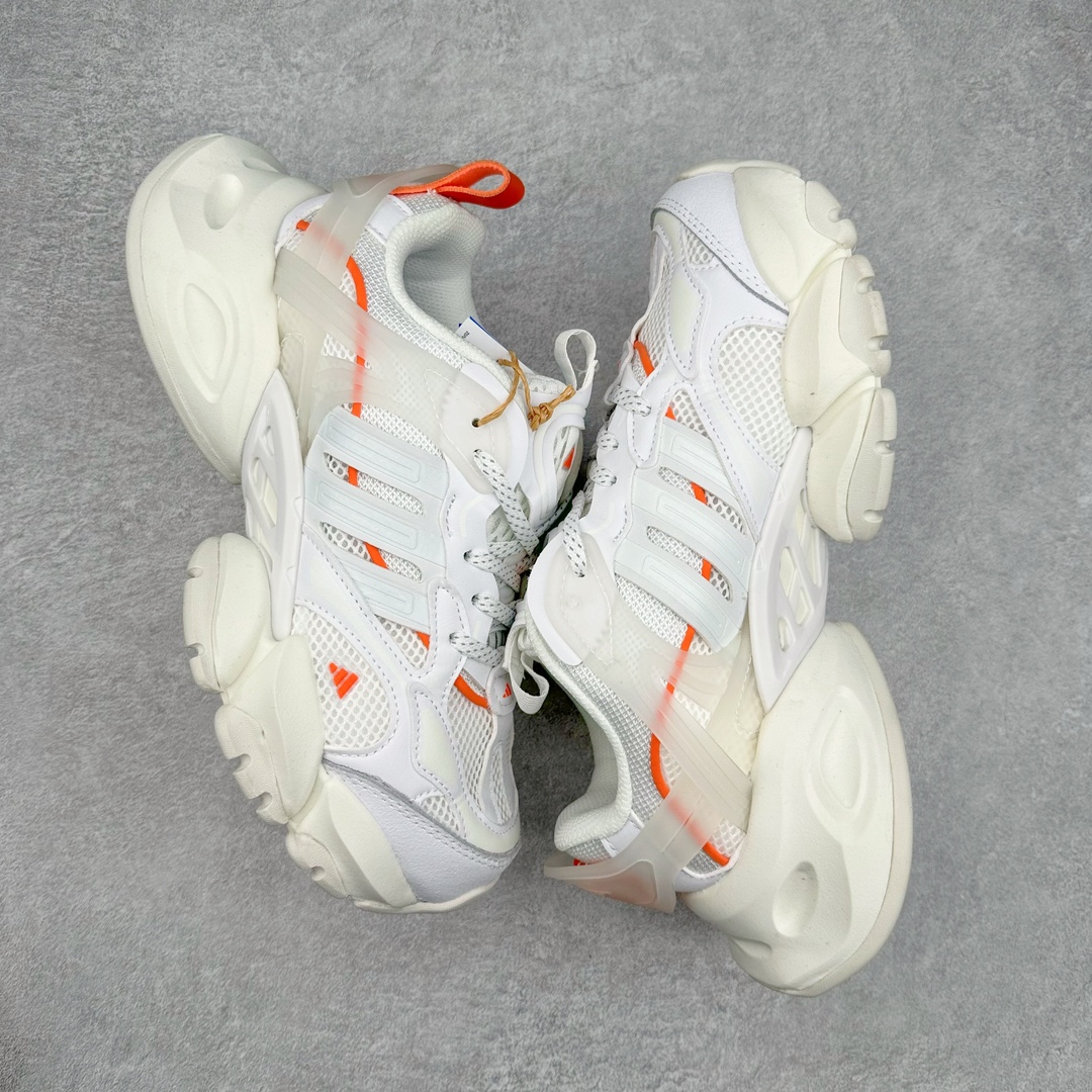 图片[3]-AD XLG Runner Deluxe 跑步者豪华版系列低帮厚底增高老爹风复古缓震休闲运动慢跑鞋 自从阿迪达斯和巴黎世家合作后，没少出双方联名的平替。结果根据最新情报，阿迪现在已经把手伸到了巴家爆款3XL的身上，新鞋Xlg Runner Deluxe实物曝光，emm，鞋款整体一眼丁真是巴黎世家Track＋3XL大底的缝合怪版本，要不是鞋侧明晃晃的adidas三道杠Logo，估计各位看了都得蒙。这波不能说是完全复制巴黎世家，但也多少有点借鉴的味道了。新鞋基本就是在阿迪经典\\\”Climacool\\\”鞋款的基础上，升级了Boots大底以及加入了\\\”巴味\\\”设计元素…尺码：35 36 36⅔ 37⅓ 38 38⅔ 39⅓ 40 40⅔ 41⅓ 42 42⅔ 43⅓ 44 44⅔ 45 46-选品中心