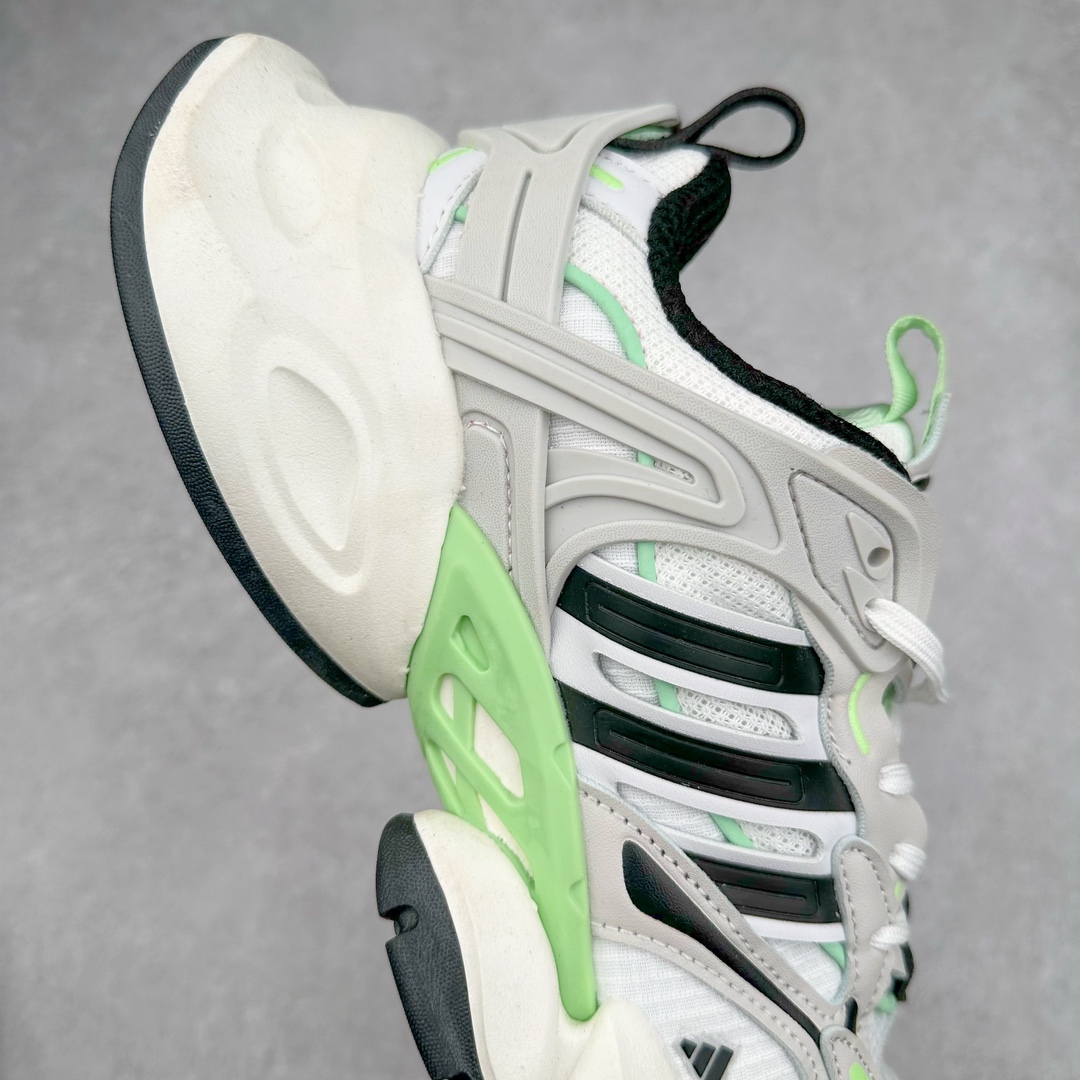 图片[6]-AD XLG Runner Deluxe 跑步者豪华版系列低帮厚底增高老爹风复古缓震休闲运动慢跑鞋 自从阿迪达斯和巴黎世家合作后，没少出双方联名的平替。结果根据最新情报，阿迪现在已经把手伸到了巴家爆款3XL的身上，新鞋Xlg Runner Deluxe实物曝光，emm，鞋款整体一眼丁真是巴黎世家Track＋3XL大底的缝合怪版本，要不是鞋侧明晃晃的adidas三道杠Logo，估计各位看了都得蒙。这波不能说是完全复制巴黎世家，但也多少有点借鉴的味道了。新鞋基本就是在阿迪经典\\\”Climacool\\\”鞋款的基础上，升级了Boots大底以及加入了\\\”巴味\\\”设计元素…尺码：35 36 36⅔ 37⅓ 38 38⅔ 39⅓ 40 40⅔ 41⅓ 42 42⅔ 43⅓ 44 44⅔ 45 46-选品中心