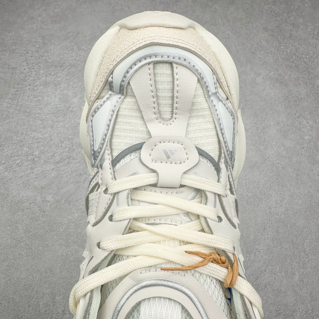 图片[4]-AD XLG Runner Deluxe 跑步者豪华版系列低帮厚底增高老爹风复古缓震休闲运动慢跑鞋 自从阿迪达斯和巴黎世家合作后，没少出双方联名的平替。结果根据最新情报，阿迪现在已经把手伸到了巴家爆款3XL的身上，新鞋Xlg Runner Deluxe实物曝光，emm，鞋款整体一眼丁真是巴黎世家Track＋3XL大底的缝合怪版本，要不是鞋侧明晃晃的adidas三道杠Logo，估计各位看了都得蒙。这波不能说是完全复制巴黎世家，但也多少有点借鉴的味道了。新鞋基本就是在阿迪经典\\\”Climacool\\\”鞋款的基础上，升级了Boots大底以及加入了\\\”巴味\\\”设计元素…尺码：35 36 36⅔ 37⅓ 38 38⅔ 39⅓ 40 40⅔ 41⅓ 42 42⅔ 43⅓ 44 44⅔ 45 46-选品中心