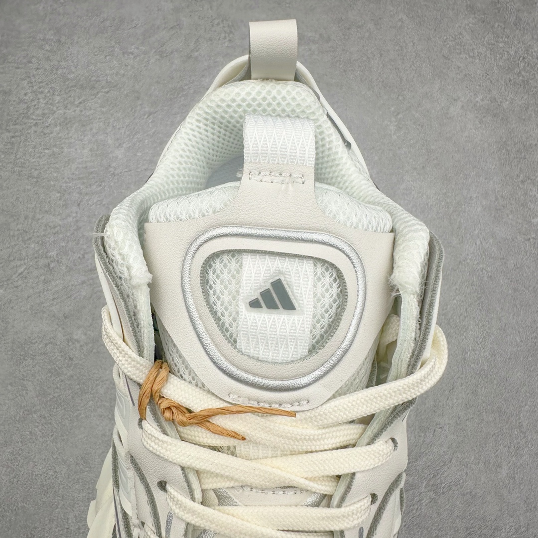 图片[5]-AD XLG Runner Deluxe 跑步者豪华版系列低帮厚底增高老爹风复古缓震休闲运动慢跑鞋 自从阿迪达斯和巴黎世家合作后，没少出双方联名的平替。结果根据最新情报，阿迪现在已经把手伸到了巴家爆款3XL的身上，新鞋Xlg Runner Deluxe实物曝光，emm，鞋款整体一眼丁真是巴黎世家Track＋3XL大底的缝合怪版本，要不是鞋侧明晃晃的adidas三道杠Logo，估计各位看了都得蒙。这波不能说是完全复制巴黎世家，但也多少有点借鉴的味道了。新鞋基本就是在阿迪经典\\\”Climacool\\\”鞋款的基础上，升级了Boots大底以及加入了\\\”巴味\\\”设计元素…尺码：35 36 36⅔ 37⅓ 38 38⅔ 39⅓ 40 40⅔ 41⅓ 42 42⅔ 43⅓ 44 44⅔ 45 46-选品中心