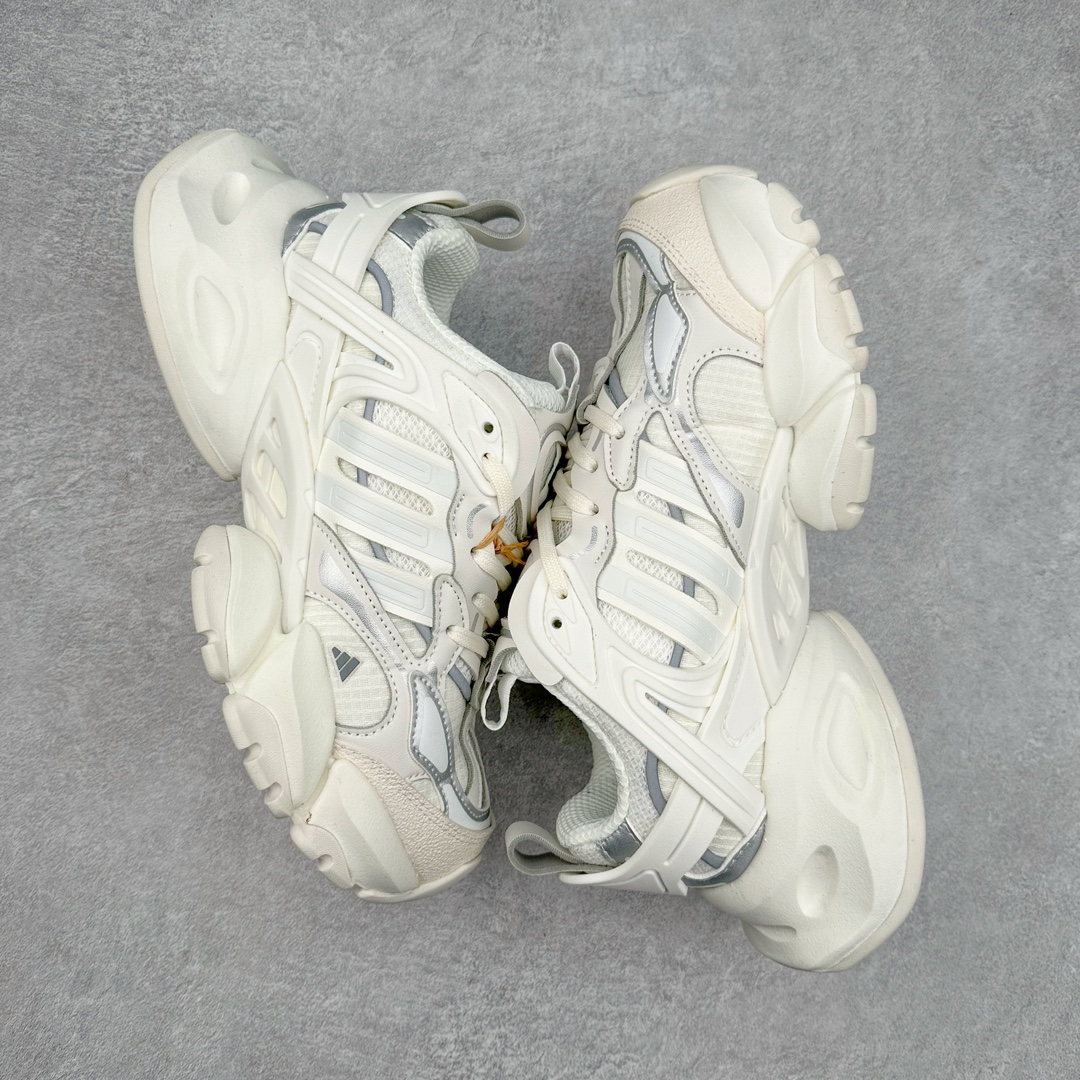 图片[3]-AD XLG Runner Deluxe 跑步者豪华版系列低帮厚底增高老爹风复古缓震休闲运动慢跑鞋 自从阿迪达斯和巴黎世家合作后，没少出双方联名的平替。结果根据最新情报，阿迪现在已经把手伸到了巴家爆款3XL的身上，新鞋Xlg Runner Deluxe实物曝光，emm，鞋款整体一眼丁真是巴黎世家Track＋3XL大底的缝合怪版本，要不是鞋侧明晃晃的adidas三道杠Logo，估计各位看了都得蒙。这波不能说是完全复制巴黎世家，但也多少有点借鉴的味道了。新鞋基本就是在阿迪经典\\\”Climacool\\\”鞋款的基础上，升级了Boots大底以及加入了\\\”巴味\\\”设计元素…尺码：35 36 36⅔ 37⅓ 38 38⅔ 39⅓ 40 40⅔ 41⅓ 42 42⅔ 43⅓ 44 44⅔ 45 46-选品中心