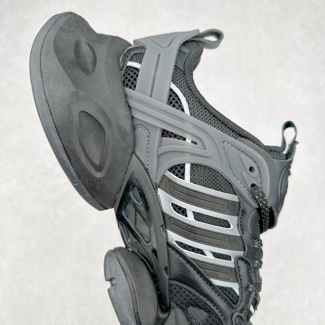 图片[6]-AD XLG Runner Deluxe 跑步者豪华版系列低帮厚底增高老爹风复古缓震休闲运动慢跑鞋 自从阿迪达斯和巴黎世家合作后，没少出双方联名的平替。结果根据最新情报，阿迪现在已经把手伸到了巴家爆款3XL的身上，新鞋Xlg Runner Deluxe实物曝光，emm，鞋款整体一眼丁真是巴黎世家Track＋3XL大底的缝合怪版本，要不是鞋侧明晃晃的adidas三道杠Logo，估计各位看了都得蒙。这波不能说是完全复制巴黎世家，但也多少有点借鉴的味道了。新鞋基本就是在阿迪经典\\\”Climacool\\\”鞋款的基础上，升级了Boots大底以及加入了\\\”巴味\\\”设计元素…尺码：35 36 36⅔ 37⅓ 38 38⅔ 39⅓ 40 40⅔ 41⅓ 42 42⅔ 43⅓ 44 44⅔ 45 46-选品中心