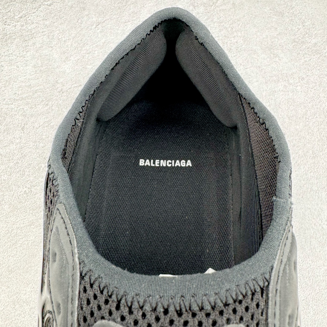 图片[13]-＃VG零售版 BALENCIAGA 3XL Sneakers 巴黎世家十代网布系带一脚蹬低帮走秀复古老爹鞋 全套原纸板楦头开发 最原汁原味的灵魂版型 全鞋荧光划线卡点 胶水把控整洁度追求极致完美 每一双都是工艺品 多重QC质检 超越公司货的品控标准 实实在在的免检产品 原盒原配 正确字体电绣 粗细、位置、大小正确 侧边TPU 透气孔匹配意产原版 正确分离大底 TPU软底 原版一致大底LOGO 立体感十足 原厂皮料水洗做旧 采购原厂网纱 不含皮革 网布材料和聚氨酯 磨损效果 鞋头边缘和后帮 Balenciaga 徽标 鞋面和后跟凸印尺码 鞋舌 3XL 橡胶品牌标识和反光细节 鞋帮拉袢和鞋舌拉祥 配反光细节 备用鞋带在鞋履前侧 可在穿着前取下 便于不同造型搭配 正常尺码 尺码：35 36 37 38 39 40 41 42 43 44 45 46-选品中心