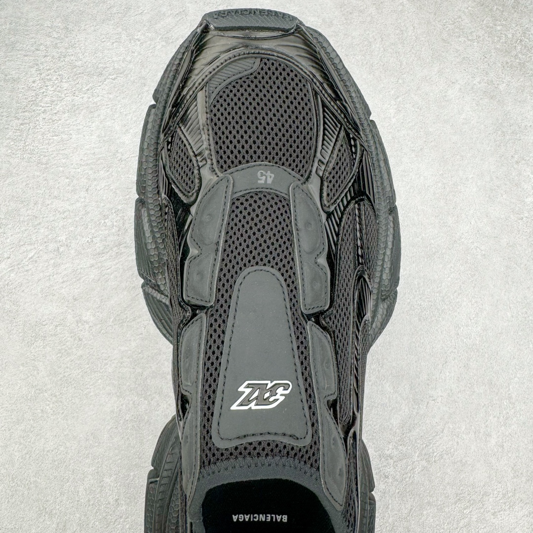 图片[4]-＃VG零售版 BALENCIAGA 3XL Sneakers 巴黎世家十代网布系带一脚蹬低帮走秀复古老爹鞋 全套原纸板楦头开发 最原汁原味的灵魂版型 全鞋荧光划线卡点 胶水把控整洁度追求极致完美 每一双都是工艺品 多重QC质检 超越公司货的品控标准 实实在在的免检产品 原盒原配 正确字体电绣 粗细、位置、大小正确 侧边TPU 透气孔匹配意产原版 正确分离大底 TPU软底 原版一致大底LOGO 立体感十足 原厂皮料水洗做旧 采购原厂网纱 不含皮革 网布材料和聚氨酯 磨损效果 鞋头边缘和后帮 Balenciaga 徽标 鞋面和后跟凸印尺码 鞋舌 3XL 橡胶品牌标识和反光细节 鞋帮拉袢和鞋舌拉祥 配反光细节 备用鞋带在鞋履前侧 可在穿着前取下 便于不同造型搭配 正常尺码 尺码：35 36 37 38 39 40 41 42 43 44 45 46-选品中心