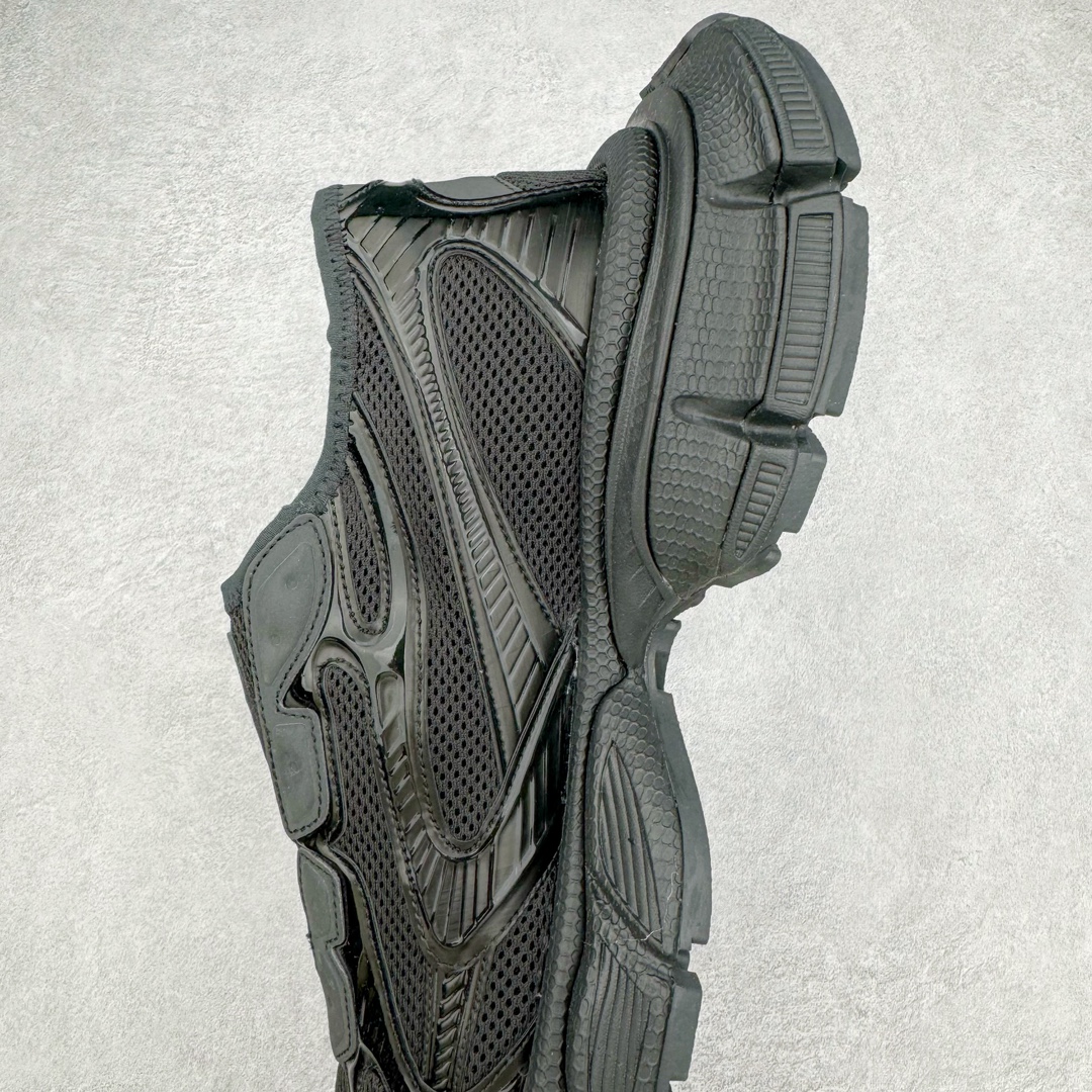 图片[7]-＃VG零售版 BALENCIAGA 3XL Sneakers 巴黎世家十代网布系带一脚蹬低帮走秀复古老爹鞋 全套原纸板楦头开发 最原汁原味的灵魂版型 全鞋荧光划线卡点 胶水把控整洁度追求极致完美 每一双都是工艺品 多重QC质检 超越公司货的品控标准 实实在在的免检产品 原盒原配 正确字体电绣 粗细、位置、大小正确 侧边TPU 透气孔匹配意产原版 正确分离大底 TPU软底 原版一致大底LOGO 立体感十足 原厂皮料水洗做旧 采购原厂网纱 不含皮革 网布材料和聚氨酯 磨损效果 鞋头边缘和后帮 Balenciaga 徽标 鞋面和后跟凸印尺码 鞋舌 3XL 橡胶品牌标识和反光细节 鞋帮拉袢和鞋舌拉祥 配反光细节 备用鞋带在鞋履前侧 可在穿着前取下 便于不同造型搭配 正常尺码 尺码：35 36 37 38 39 40 41 42 43 44 45 46-选品中心