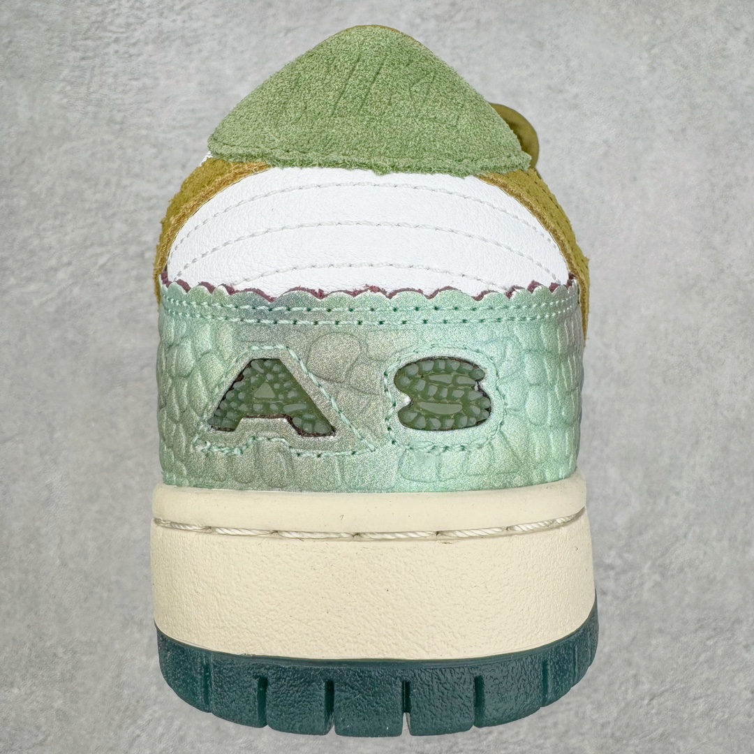 图片[8]-＃S2纯原 Alexis Sablone x NK Dunk SB Low AS联名变色龙蜥蜴 HJ3386-300 独家原厂航空铝磨具打磨大底 鞋头坡度极致还原 原盒原配 圈内天花板工艺 原厂冲刀 超高清洁度 全鞋零毛边皮料切割 全套原楦原模倾力打造完美版型 采用原厂百宏鞋带以及原厂百宏织唛舌标 内标可供原厂几率过验 原厂中底布黄色点胶 原厂中底布拉帮走线遵循公司‼️尺码：36 36.5 37.5 38 38.5 39 40 40.5 41 42 42.5 43 44 44.5 45 46 47.5-选品中心