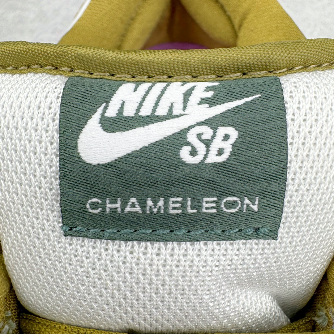 图片[10]-＃S2纯原 Alexis Sablone x NK Dunk SB Low AS联名变色龙蜥蜴 HJ3386-300 独家原厂航空铝磨具打磨大底 鞋头坡度极致还原 原盒原配 圈内天花板工艺 原厂冲刀 超高清洁度 全鞋零毛边皮料切割 全套原楦原模倾力打造完美版型 采用原厂百宏鞋带以及原厂百宏织唛舌标 内标可供原厂几率过验 原厂中底布黄色点胶 原厂中底布拉帮走线遵循公司‼️尺码：36 36.5 37.5 38 38.5 39 40 40.5 41 42 42.5 43 44 44.5 45 46 47.5-选品中心