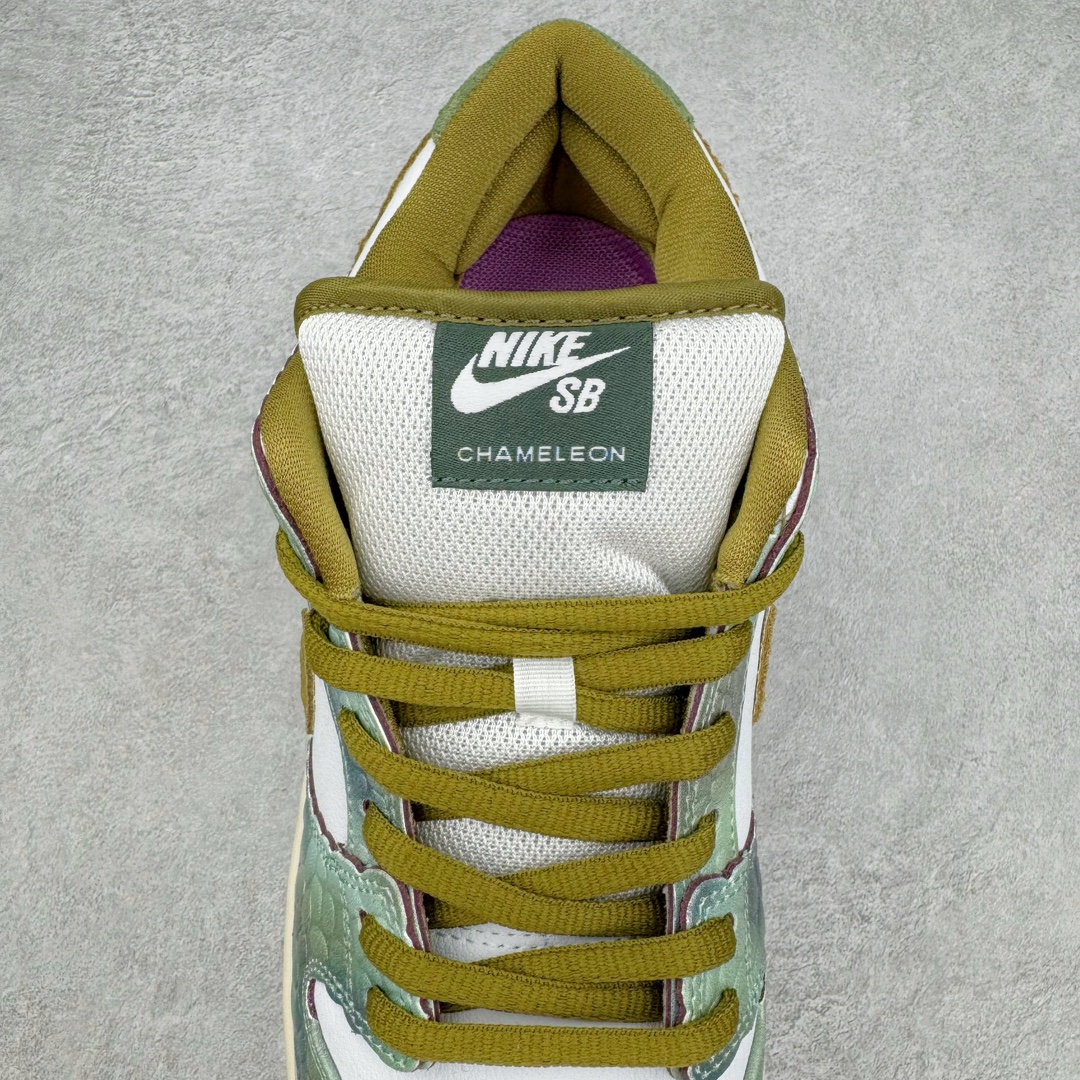 图片[5]-＃S2纯原 Alexis Sablone x NK Dunk SB Low AS联名变色龙蜥蜴 HJ3386-300 独家原厂航空铝磨具打磨大底 鞋头坡度极致还原 原盒原配 圈内天花板工艺 原厂冲刀 超高清洁度 全鞋零毛边皮料切割 全套原楦原模倾力打造完美版型 采用原厂百宏鞋带以及原厂百宏织唛舌标 内标可供原厂几率过验 原厂中底布黄色点胶 原厂中底布拉帮走线遵循公司‼️尺码：36 36.5 37.5 38 38.5 39 40 40.5 41 42 42.5 43 44 44.5 45 46 47.5-选品中心