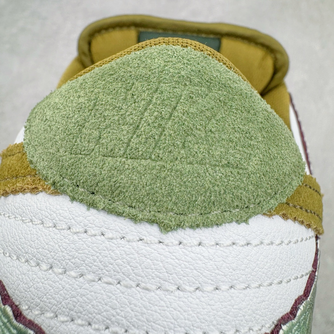 图片[15]-＃S2纯原 Alexis Sablone x NK Dunk SB Low AS联名变色龙蜥蜴 HJ3386-300 独家原厂航空铝磨具打磨大底 鞋头坡度极致还原 原盒原配 圈内天花板工艺 原厂冲刀 超高清洁度 全鞋零毛边皮料切割 全套原楦原模倾力打造完美版型 采用原厂百宏鞋带以及原厂百宏织唛舌标 内标可供原厂几率过验 原厂中底布黄色点胶 原厂中底布拉帮走线遵循公司‼️尺码：36 36.5 37.5 38 38.5 39 40 40.5 41 42 42.5 43 44 44.5 45 46 47.5-选品中心