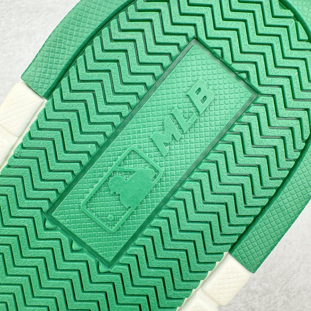 图片[18]-＃PB过验版 MLB Chunky Liner Basic 复古印花学长鞋系列低帮轻量增高厚底百搭休闲运动慢跑鞋板鞋 Korea韩国联名NY美国榄球纽约洋基队限定 目前可过轻松秒过各类鉴定 能操作的私聊 韩国代购专供 左脚内置NFC感应 区别市面贴纸假芯片 MLB专用菱形双针中底布 重点细节中底布带注胶孔 原厂NFC感应吊牌 支持鉴定 一个两位数 原盒原标 全套原楦原纸板原厂数据开发 中韩文保养标贴 绿色防霉片 平台代购专供 独家一比一RB+MD组合大底 高频后跟小人Logo精准对位立体饱满 正确网布加超迁鞋面 转印中底走线紧密 转印Logo工艺表层防刮不掉色 尺码：35 36 36.5 37.5 38 38.5 39 40 40.5 41 42 42.5 43 44 44.5 45-选品中心