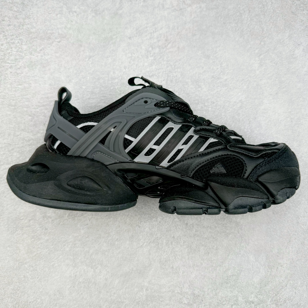 图片[9]-AD XLG Runner Deluxe 跑步者豪华版系列低帮厚底增高老爹风复古缓震休闲运动慢跑鞋 自从阿迪达斯和巴黎世家合作后，没少出双方联名的平替。结果根据最新情报，阿迪现在已经把手伸到了巴家爆款3XL的身上，新鞋Xlg Runner Deluxe实物曝光，emm，鞋款整体一眼丁真是巴黎世家Track＋3XL大底的缝合怪版本，要不是鞋侧明晃晃的adidas三道杠Logo，估计各位看了都得蒙。这波不能说是完全复制巴黎世家，但也多少有点借鉴的味道了。新鞋基本就是在阿迪经典\\\”Climacool\\\”鞋款的基础上，升级了Boots大底以及加入了\\\”巴味\\\”设计元素…尺码：35 36 36⅔ 37⅓ 38 38⅔ 39⅓ 40 40⅔ 41⅓ 42 42⅔ 43⅓ 44 44⅔ 45 46-选品中心