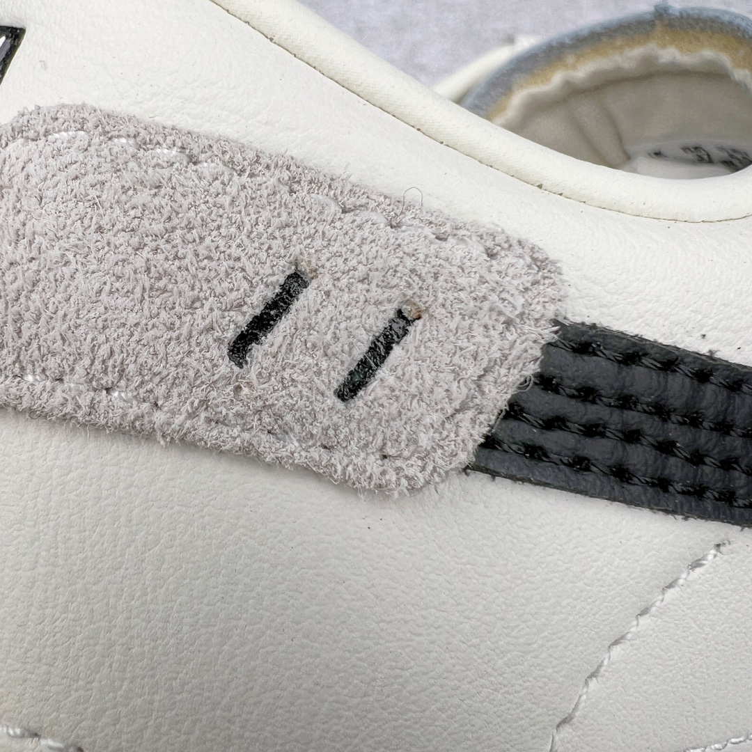 图片[17]-＃HP PUMA Bella UT Low 彪马贝拉UT系列低帮薄底德训复古风经典百搭休闲慢跑鞋 继将 Speedcat OG 带回后，近日 Puma 再以品牌档案室的经典鞋型 Bella OG 为蓝本，推出契合时下薄底球鞋趋势的 Bella UT 鞋款。自 21 世纪初问世以来，Bella OG 鞋型以其独特的薄底设计和上翻外底设计收获了众多年轻拥趸，更是 PUMA DNA 中不可磨灭的经典。此番重新推出的 Bella UT 鞋款，整体鞋面采用上乘皮革材质，并延续 Formstrip 设计语言；鞋头处采用精致的包头设计，搭配麂皮材质提升质感；鞋底部分保留 Bella 鞋款标志性的薄底和点状橡胶外底，上翘的设计包裹鞋面；鞋舌与鞋跟分别点缀美洲狮 Logo 与品牌字母 Logo。值得一提的是，本次 Bella UT 鞋款搭载 SOFTFOAM+ 鞋垫，兼顾美学设计与穿着舒适度。而配色上则提供白、黄、蓝、银、粉五款颜色。尺码：35.5 36 37 37.5 38 39 39.5 40 40.5 41 42 42.5 43 44 44.5 45-选品中心