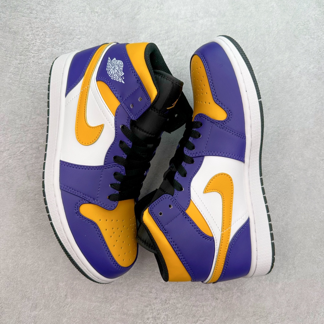 图片[3]-＃yh福利特价 Air Jordan AJ1 Mid 中帮系列 原厂内置全掌气垫 A模大底 头层小牛皮 鞋舌AJ原厂专用牛津布+AJ专用反口珍珠布+原厂无杂质高弹内里海棉 特殊封边弹力鞋带 头层牛皮 原鞋开模 拒绝公底 购置公司同步原材料 都有细节还原95% 原汁原味 忠于原版 尺码：36 36.5 37.5 38 38.5 39 40 40.5 41 42 42.5 43 44 44.5 45 46-选品中心