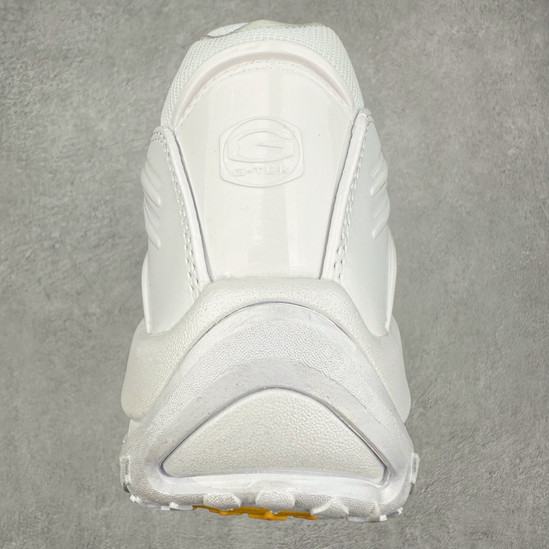 图片[8]-＃WM NOCTA x NK Hot Step 2 Air Terra 联名款减震耐磨机能篮球鞋 DZ7293-100 鞋面造型有很强的线条感 电镀元素贯穿鞋身 以其鲜明的色调 为街头时尚注入了一股新鲜活力 这款鞋的设计灵感来源于篮球场上的激情与活力 鞋身采用亮眼的颜色覆盖 搭配上黑色和白色的细节点缀 形成了强烈的视觉冲击 让人一眼就难以忘怀 不仅仅是一双鞋 它是一种态度 一种对生活充满热情的态度 无论是在夜晚的街头漫步 还是在篮球场上的激烈对抗 它都能让你成为众人焦点 尺码：36 36.5 37.5 38 38.5 39 40 40.5 41 42 42.5 43 44 44.5 45 46-选品中心