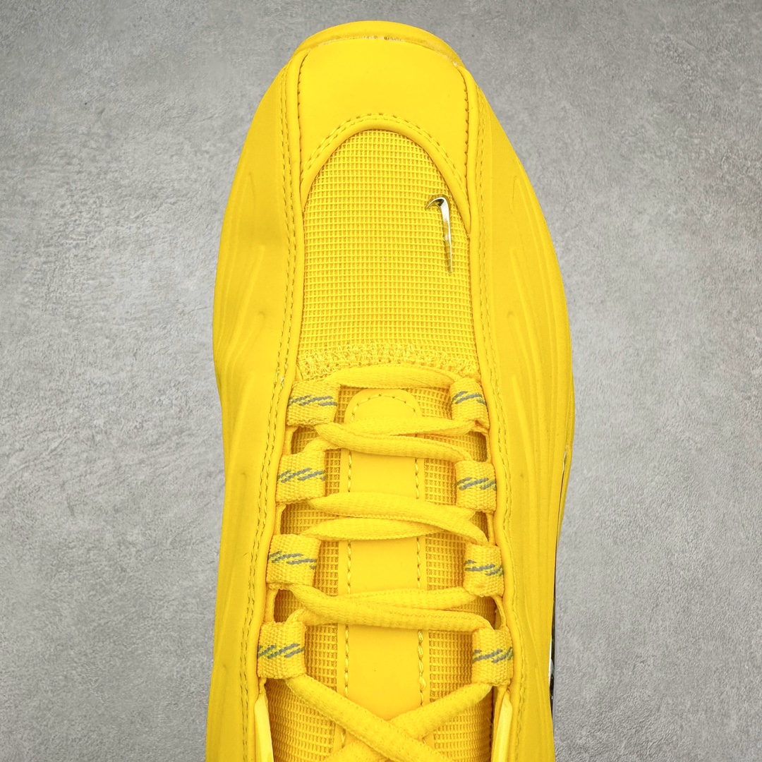 图片[4]-＃WM NOCTA x NK Hot Step 2 Air Terra 联名款减震耐磨机能篮球鞋 DZ7293-700 鞋面造型有很强的线条感 电镀元素贯穿鞋身 以其鲜明的色调 为街头时尚注入了一股新鲜活力 这款鞋的设计灵感来源于篮球场上的激情与活力 鞋身采用亮眼的颜色覆盖 搭配上黑色和白色的细节点缀 形成了强烈的视觉冲击 让人一眼就难以忘怀 不仅仅是一双鞋 它是一种态度 一种对生活充满热情的态度 无论是在夜晚的街头漫步 还是在篮球场上的激烈对抗 它都能让你成为众人焦点 尺码：36 36.5 37.5 38 38.5 39 40 40.5 41 42 42.5 43 44 44.5 45 46-选品中心