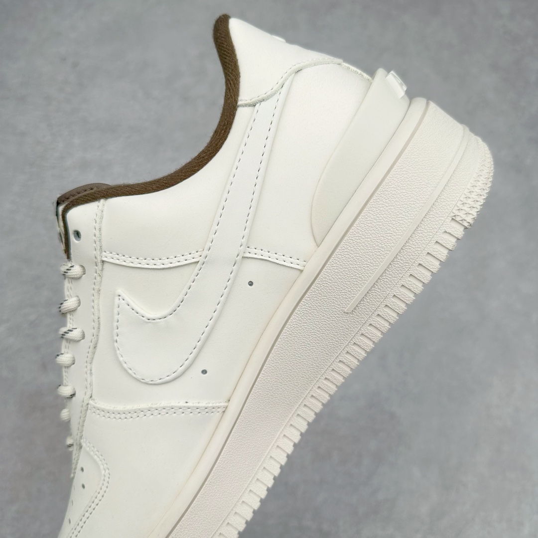 图片[7]-NK Air Force 1´07 Low 空军一号低帮百搭休闲运动板鞋 DV3464-009 柔软、弹性十足的缓震性能和出色的中底设计 横跨复古与现代的外型结合 造就出风靡全球 三十多年的Force 1 直到今天还深受青睐 尺码：36 36.5 37.5 38 38.5 39 40 40.5 41 42 42.5 43 44 44.5 45-选品中心