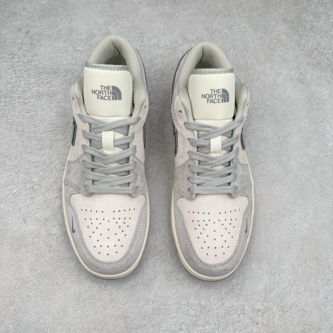 图片[2]-Air Jordan AJ1 Low 低帮系列定制配色 DM5688-111 原厂内置气垫魔块 A模大底 头层小牛皮 鞋舌AJ原厂专用牛津布+AJ专用反口珍珠布+原厂无杂质高弹内里海棉+特殊封边弹力鞋带 尺码：36 36.5 37.5 38 38.5 39 40 40.5 41 42 42.5 43 44 44.5 45 46-选品中心