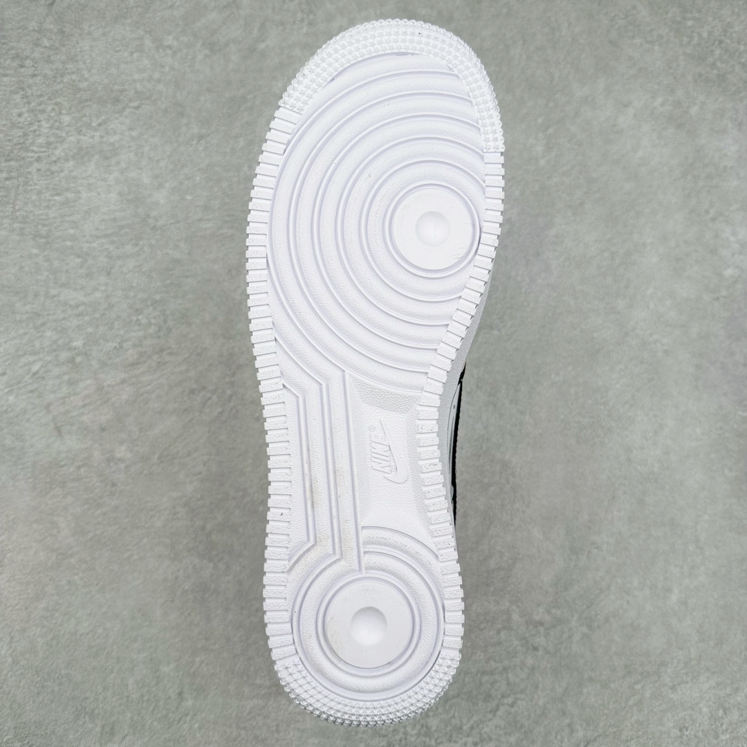 图片[9]-NK Air Force 1´07 Low 空军一号低帮百搭休闲运动板鞋 CW2288-213 柔软、弹性十足的缓震性能和出色的中底设计 横跨复古与现代的外型结合 造就出风靡全球 三十多年的Force 1 直到今天还深受青睐 尺码：36 36.5 37.5 38 38.5 39 40 40.5 41 42 42.5 43 44 44.5 45-选品中心