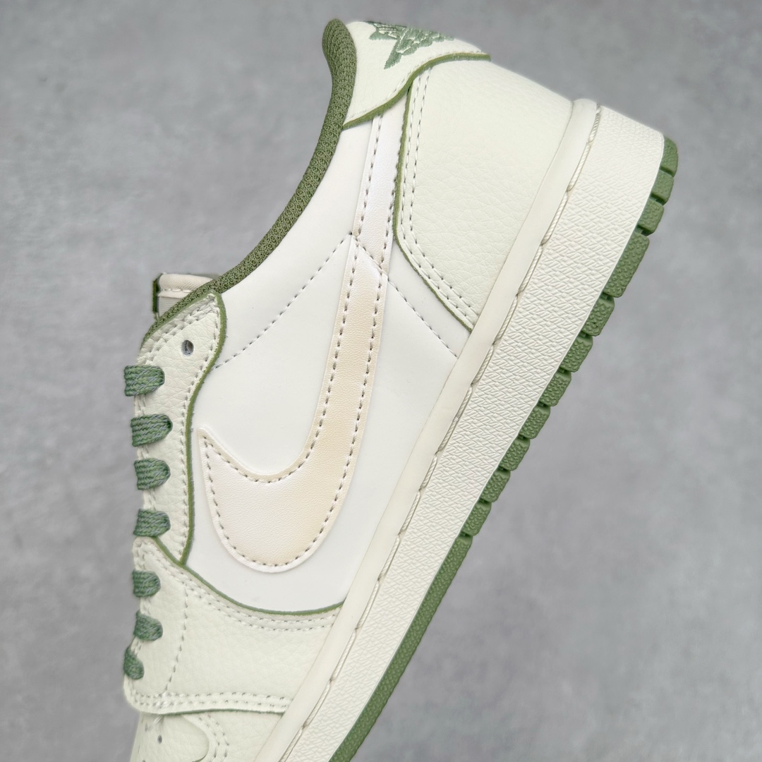 图片[7]-TS x Air Jordan AJ1 Low 倒钩低帮联名定制配色 DM7866-017 原厂内置气垫魔块 A模大底 头层小牛皮 鞋舌AJ原厂专用牛津布+AJ专用反口珍珠布+原厂无杂质高弹内里海棉+特殊封边弹力鞋带 尺码：36 36.5 37.5 38 38.5 39 40 40.5 41 42 42.5 43 44 44.5 45 46 47.5-选品中心