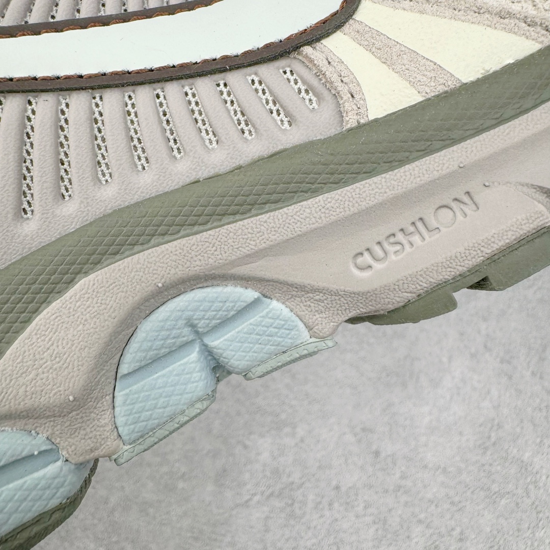 图片[21]-＃HP纯原 NK Air Zoom Vomero 5 经典复古潮流运动跑鞋 FZ3653-104 原装纸板楦头开发 独家私模八层组合大底 市场唯一正确版本 进口三文治网面 融蕴繁复设计风范和丰富层次感 缔造运动鞋佳选 助你轻松型出范 开辟独属于自己的路 鞋款采用多层设计 融入织物与合成材质 塑就本季出众鞋款 合成材质与织物组合鞋面 经久耐穿 后跟网眼拼接和透气孔设计 轻盈透气Zoom Air缓震配置提供出色回弹缓震性能 实现快速离地的出众脚感 巧糅科技感和低调设计 为鞋款注入反光细节 令你迈步间尽显闪耀魅力 结合中性色调 让你驾驭不同穿搭 打造非凡造型 尺码：36 36.5 37.5 38 38.5 39 40 40.5 41 42 42.5 43 44 44.5 45 46-选品中心