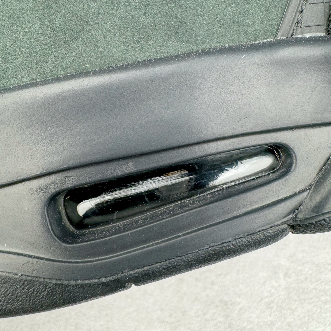 图片[15]-＃Lw纯原 Air Jordan AJ4 RM 重制版低帮复古篮球鞋 FQ7939-004 采用了低帮的设计 并保留了众多AJ4的经典元素 鞋身以皮革、麂皮材质拼接打造 AJ4经典的TPU材质延伸至后跟 增强鞋款稳定性 而鞋身侧面的网格设计则被取消 尾部的NIKE AIR标志也得到保留 并同时带有飞人logo 中底部分同样搭载了可视AIR气垫 鞋底采用米白色中底和外底呈现 为整个设计收尾 尺码：36 36.5 37.5 38 38.5 39 40 40.5 41 42 42.5 43 44 44.5 45 46 47.5-选品中心