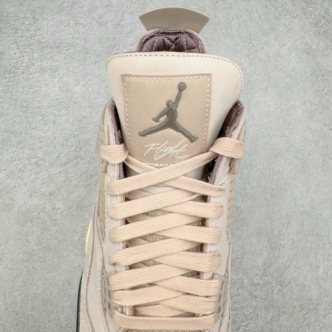 图片[5]-＃PK纯原 A Ma Maniére x Air Jordan AJ4 Retro SP\\\”Violet Ore\\\” AMM联名淡粉 FZ4810-200 圈内最强四代 耗时半年巨作 全套原纸板楦头开发 原厂特供皮料加持 确保原汁原味 完美呈现四代版型 一比一鞋头弧度高度鞋身弧度 数据细节工艺流程均保持原鞋一致 原厂TPU网格鞋带扣 正确内里网布 菱角分明不变形无多余毛边 柔软性质感一致于原鞋 市场唯一原厂鞋扣模具 背面可见隐藏注塑口 原厂织唛标 原厂飞人电绣工艺 尾指中部跳三针 独家绑鞋带手法 印刷中底布 四线拉帮 米色美纹纸贴合固定 进口港宝加持 后跟自然饱满 全鞋荧光划线卡点 追求极致完美 每一双都是工艺品 多重QC质检 超越公司货的品控标准 实实在在的免检产品 尺码：36 36.5 37.5 38 38.5 39 40 40.5 41 42 42.5 43 44 44.5 45 46 47.5-选品中心