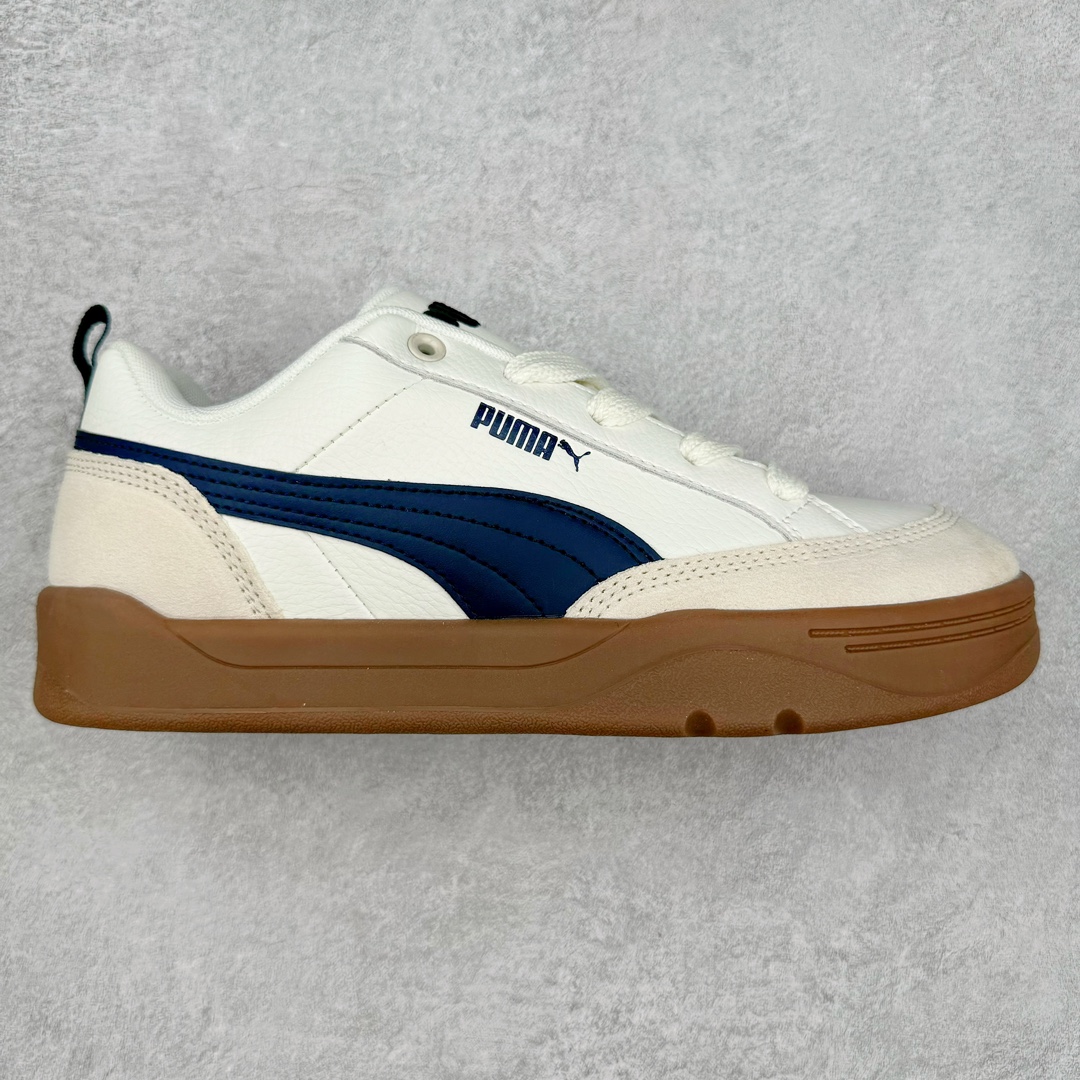 #福利特价 PUMA Park Lifestyle 彪马防滑耐磨低帮休闲板鞋 简约又不失设计巧思的帅气风格让它轻松驾驭日常休闲或滑板场合 运动兼具匠心 细节彰显品质 衬垫边缘以提供支撑和灵活性 强化鞋头以承受持续的磨损 耐磨性强 稳定性高 抓地更牢 不易打滑 尺码: 35 36 36.5 37.5 38 38.5 39 40 40.5 41 42 42.5 43 44 45-选品中心