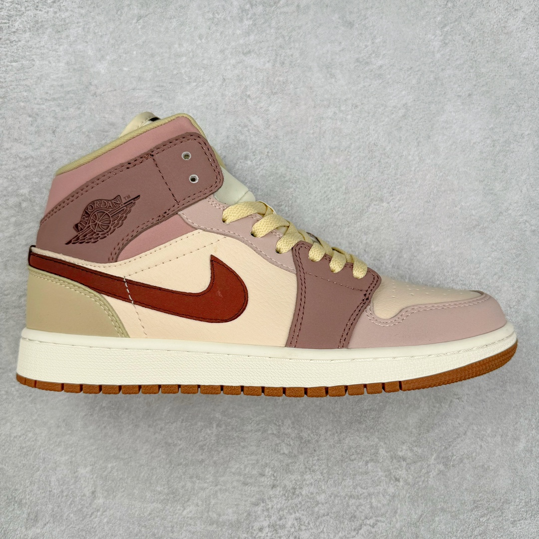 ＃yh福利特价 Air Jordan AJ1 Mid 中帮系列 原厂内置全掌气垫 A模大底 头层小牛皮 鞋舌AJ原厂专用牛津布+AJ专用反口珍珠布+原厂无杂质高弹内里海棉 特殊封边弹力鞋带 头层牛皮 原鞋开模 拒绝公底 购置公司同步原材料 都有细节还原95% 原汁原味 忠于原版 尺码：36 36.5 37.5 38 38.5 39 40 40.5 41 42 42.5 43 44 44.5 45 46-选品中心