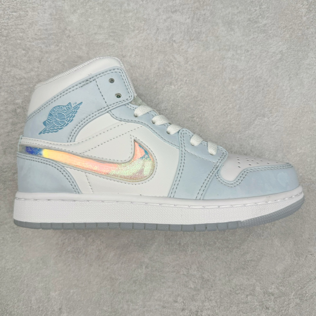 图片[9]-＃yh福利特价 Air Jordan AJ1 Mid 中帮系列 原厂内置全掌气垫 A模大底 头层小牛皮 鞋舌AJ原厂专用牛津布+AJ专用反口珍珠布+原厂无杂质高弹内里海棉 特殊封边弹力鞋带 头层牛皮 原鞋开模 拒绝公底 购置公司同步原材料 都有细节还原95% 原汁原味 忠于原版 尺码：36 36.5 37.5 38 38.5 39 40 40.5 41 42 42.5 43 44 44.5 45 46-选品中心