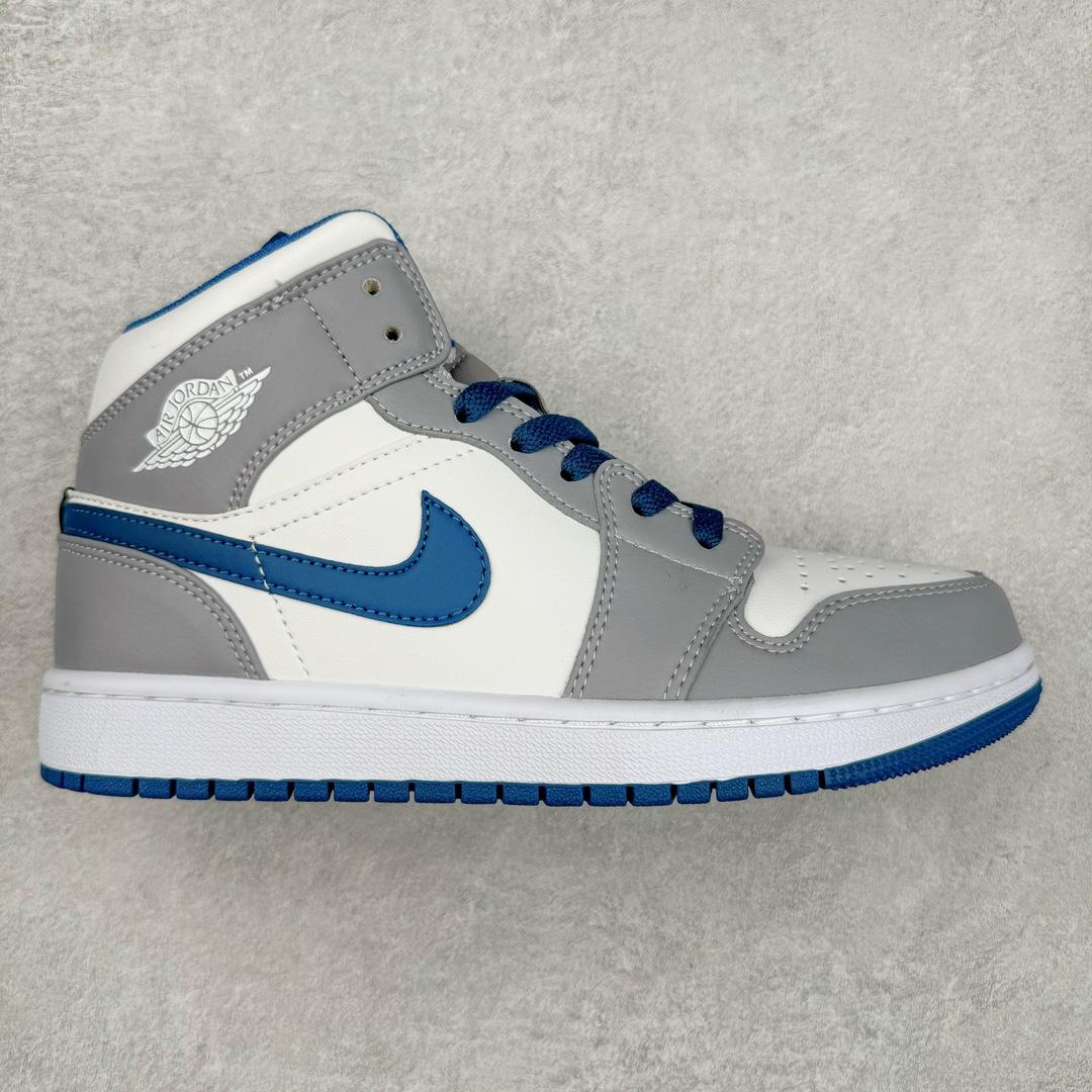 图片[8]-＃yh福利特价 Air Jordan AJ1 Mid 中帮系列 原厂内置全掌气垫 A模大底 头层小牛皮 鞋舌AJ原厂专用牛津布+AJ专用反口珍珠布+原厂无杂质高弹内里海棉 特殊封边弹力鞋带 头层牛皮 原鞋开模 拒绝公底 购置公司同步原材料 都有细节还原95% 原汁原味 忠于原版 尺码：36 36.5 37.5 38 38.5 39 40 40.5 41 42 42.5 43 44 44.5 45 46-选品中心