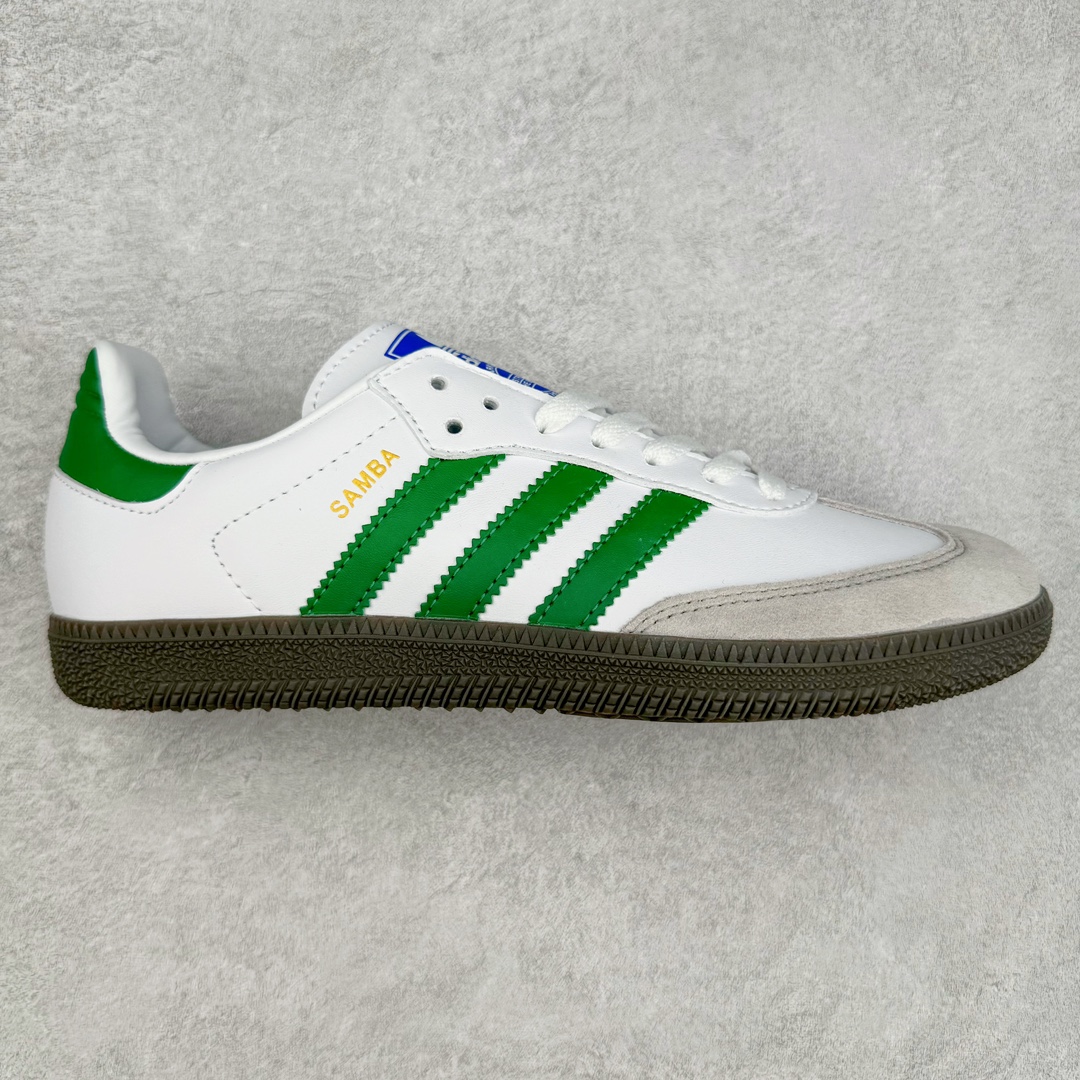 ＃福利特价 AD Original Samba OG 复古经典轻便板鞋 这款桑巴鞋展示了高质量的工艺 带有装饰的超锁缝制和无缝的手感 柔软、柔软的皮革造型和标志性的3条纹完成了精致的外观 正规合身鞋带 鞋面上有绒面鞋垫 橡胶鞋底 享受正畸套筒软感 自50年代首次亮相以来就一直在赢得粉丝的青睐 尺码：36 36.5 37 38 38.5 39 40 40.5 41 42 42.5 43 44 44.5 45-选品中心