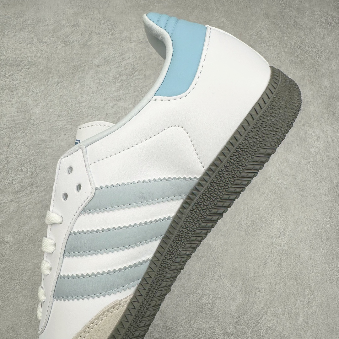 图片[7]-＃福利特价 AD Original Samba OG 复古经典轻便板鞋 这款桑巴鞋展示了高质量的工艺 带有装饰的超锁缝制和无缝的手感 柔软、柔软的皮革造型和标志性的3条纹完成了精致的外观 正规合身鞋带 鞋面上有绒面鞋垫 橡胶鞋底 享受正畸套筒软感 自50年代首次亮相以来就一直在赢得粉丝的青睐 尺码：36 36.5 37 38 38.5 39 40 40.5 41 42 42.5 43 44 44.5 45-选品中心