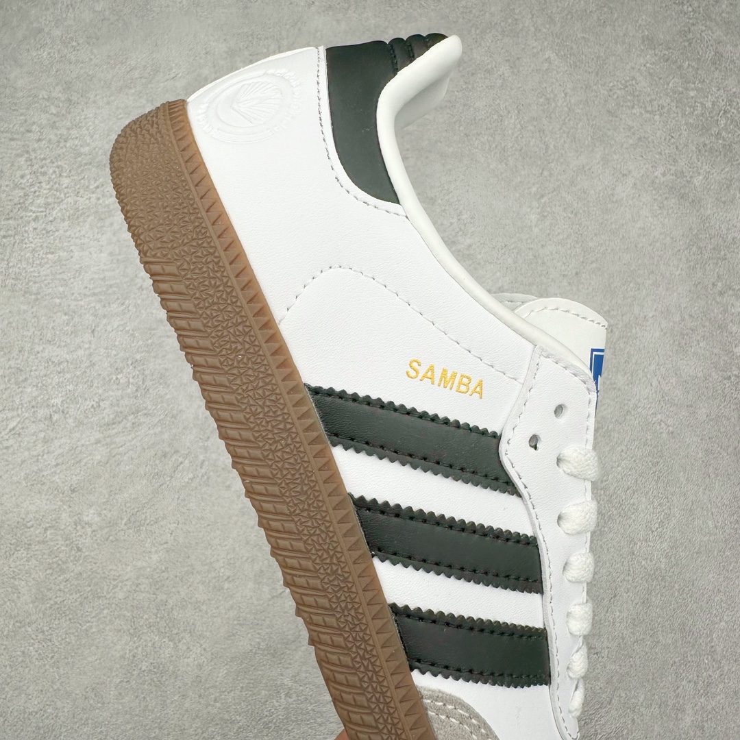 图片[6]-＃福利特价 AD Original Samba OG 复古经典轻便板鞋 这款桑巴鞋展示了高质量的工艺 带有装饰的超锁缝制和无缝的手感 柔软、柔软的皮革造型和标志性的3条纹完成了精致的外观 正规合身鞋带 鞋面上有绒面鞋垫 橡胶鞋底 享受正畸套筒软感 自50年代首次亮相以来就一直在赢得粉丝的青睐 尺码：36 36.5 37 38 38.5 39 40 40.5 41 42 42.5 43 44 44.5 45-选品中心