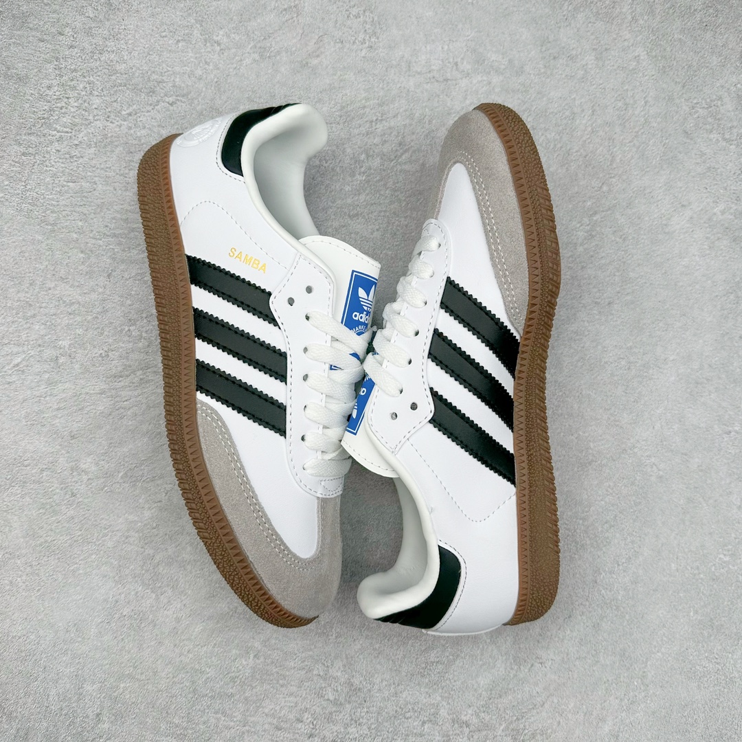 图片[3]-＃福利特价 AD Original Samba OG 复古经典轻便板鞋 这款桑巴鞋展示了高质量的工艺 带有装饰的超锁缝制和无缝的手感 柔软、柔软的皮革造型和标志性的3条纹完成了精致的外观 正规合身鞋带 鞋面上有绒面鞋垫 橡胶鞋底 享受正畸套筒软感 自50年代首次亮相以来就一直在赢得粉丝的青睐 尺码：36 36.5 37 38 38.5 39 40 40.5 41 42 42.5 43 44 44.5 45-选品中心