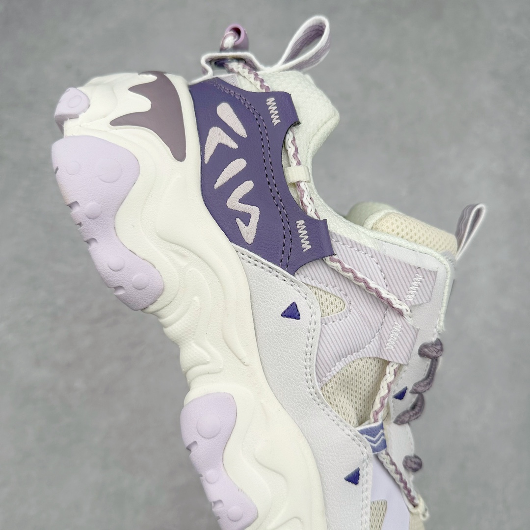 图片[6]-FILA FUSION Fluid 斐乐摩登潮牌防滑耐磨轻便运动鞋 FUSION 系列传承了 FILA 的百年基因，融入年轻运动及潮流文化，成为引领变革、创新突破的一代。以“1+N” 的跨界合作模式重现经典的同时创造经典。带来最出其不意的跨界合作惊喜。同时，FILAFUSION把FILA 的 DNA 融入到定制体验里，你可以随心制造厲于你的产品。FILA FUSION 的鞋家族涵盖了老爹鞋、跑步鞋、网球鞋、季节款。风格复古新潮，满足了时尚人士出行及各类运动的搭配需求，成为当下年轻人筷拥的鞋类品牌之一。FILA FUSION 走进年轻人的世界，通过年轻人运动，街舞，滑板，篮球，展现 FILA FUSION 的潮流态度和年轻文化。FILA FUSION 认为末来属于引领变革、创新突破的年轻一代，让我们一起构成 FILA 未来的蓝图吧！尺码：35.5 36 36.5 37.5 38 38.5 39 40 40.5 41 42 42.5 43 44 44.5 45 45.5-选品中心