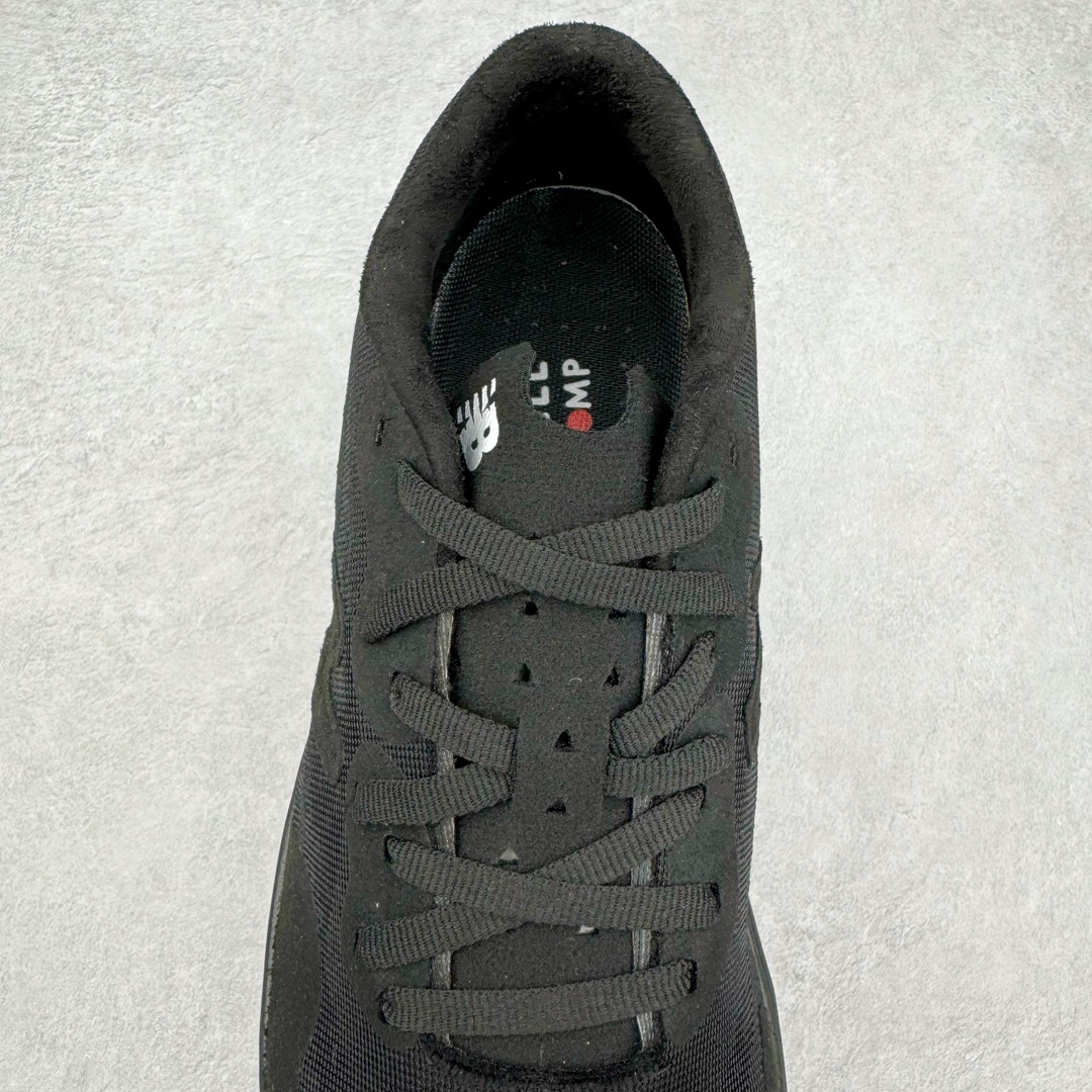 图片[5]-＃C版 NEW BALANCE Rebel FuelCell Rebel V4 SuperComp Elite 精英版内置碳板 舒适时尚织物减震耐磨低帮马拉松轻量化跑步鞋 NB新百伦于 2019 年夏天首次发布了 Rebel 在制鞋业仍在向强调能量回报的弹力泡沫转变的时候 Rebel 确实是一个叛逆者 快进到 2024 年 Rebel v4 承诺通过重新配制的中底化合物和更高的堆叠高度提供更轻、更有弹性的跑步体验 就像New Balance SC Elite v4一样 Rebel v4 提供了完全重新设计的中底化合物 最新的混合物将 New Balance 专有的 FuelCell 泡沫（TPU 和 EVA 的混合物）与 PEBA 泡沫相结合 带来更弹跳的跑步体验 PEBA是一种超轻 高性能的泡沫 通常出现在镀碳超级鞋中 New Balance Rebel v4、ASICS Novablast 4和Brooks Hyperion Max都是精力充沛的无电镀运动鞋 在速度锻炼和快节奏中大放异彩 这三款鞋都依靠它们的中底泡沫和轻微的摇杆形状来创造一种向前滚动的感觉 而且虽然这些鞋子在堆叠高度和重量方面各不相同 但它们提供了相似的软硬比例 有足够的流行力来加快步伐 尺码：36 37 37.5 38 38.5 39.5 40 40.5 41.5 42 42.5 43 44 45-选品中心