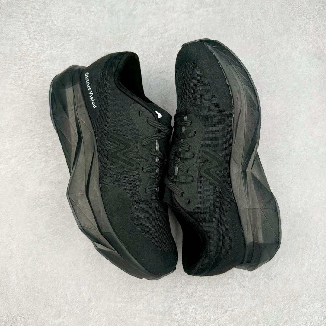 图片[3]-＃C版 NEW BALANCE Rebel FuelCell Rebel V4 SuperComp Elite 精英版内置碳板 舒适时尚织物减震耐磨低帮马拉松轻量化跑步鞋 NB新百伦于 2019 年夏天首次发布了 Rebel 在制鞋业仍在向强调能量回报的弹力泡沫转变的时候 Rebel 确实是一个叛逆者 快进到 2024 年 Rebel v4 承诺通过重新配制的中底化合物和更高的堆叠高度提供更轻、更有弹性的跑步体验 就像New Balance SC Elite v4一样 Rebel v4 提供了完全重新设计的中底化合物 最新的混合物将 New Balance 专有的 FuelCell 泡沫（TPU 和 EVA 的混合物）与 PEBA 泡沫相结合 带来更弹跳的跑步体验 PEBA是一种超轻 高性能的泡沫 通常出现在镀碳超级鞋中 New Balance Rebel v4、ASICS Novablast 4和Brooks Hyperion Max都是精力充沛的无电镀运动鞋 在速度锻炼和快节奏中大放异彩 这三款鞋都依靠它们的中底泡沫和轻微的摇杆形状来创造一种向前滚动的感觉 而且虽然这些鞋子在堆叠高度和重量方面各不相同 但它们提供了相似的软硬比例 有足够的流行力来加快步伐 尺码：36 37 37.5 38 38.5 39.5 40 40.5 41.5 42 42.5 43 44 45-选品中心