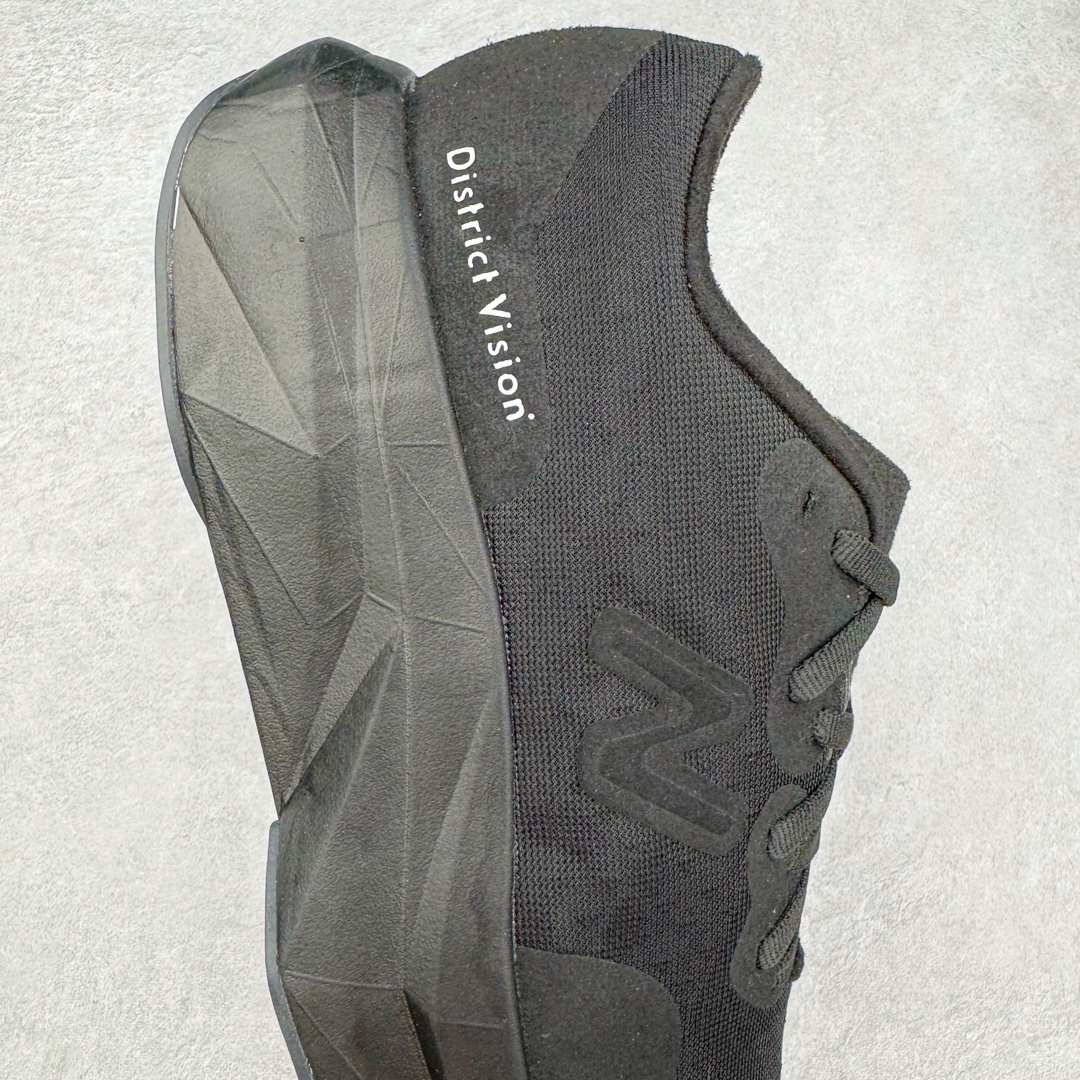 图片[6]-＃C版 NEW BALANCE Rebel FuelCell Rebel V4 SuperComp Elite 精英版内置碳板 舒适时尚织物减震耐磨低帮马拉松轻量化跑步鞋 NB新百伦于 2019 年夏天首次发布了 Rebel 在制鞋业仍在向强调能量回报的弹力泡沫转变的时候 Rebel 确实是一个叛逆者 快进到 2024 年 Rebel v4 承诺通过重新配制的中底化合物和更高的堆叠高度提供更轻、更有弹性的跑步体验 就像New Balance SC Elite v4一样 Rebel v4 提供了完全重新设计的中底化合物 最新的混合物将 New Balance 专有的 FuelCell 泡沫（TPU 和 EVA 的混合物）与 PEBA 泡沫相结合 带来更弹跳的跑步体验 PEBA是一种超轻 高性能的泡沫 通常出现在镀碳超级鞋中 New Balance Rebel v4、ASICS Novablast 4和Brooks Hyperion Max都是精力充沛的无电镀运动鞋 在速度锻炼和快节奏中大放异彩 这三款鞋都依靠它们的中底泡沫和轻微的摇杆形状来创造一种向前滚动的感觉 而且虽然这些鞋子在堆叠高度和重量方面各不相同 但它们提供了相似的软硬比例 有足够的流行力来加快步伐 尺码：36 37 37.5 38 38.5 39.5 40 40.5 41.5 42 42.5 43 44 45-选品中心