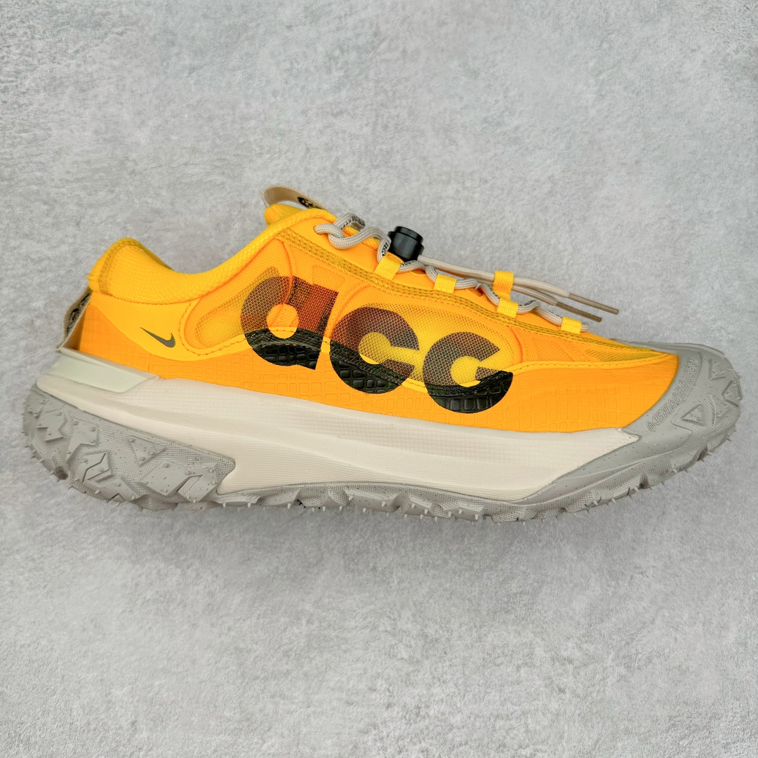 ＃AW纯原 NK ACG Mountain Fly 2 SE 复古潮流户外登山鞋防水慢跑鞋 DV7903-800 全新来袭 该款沿袭前代高帮版型的设计传统 轻盈鞋面结合灵巧的脚踝包裹设计 为双足打造出一体化的舒适脚感 助力轻松畅行 中底融入柔软的React泡棉与Vaporfiy 科技 让你在岩石小径徒步时也像行走在都市般轻松舒适 粘性橡胶大底铸就了攀岩级别的出众抓地力 助你从容面对各种环境挑战 尺码：36 36.5 37.5 38 38.5 39 40 40.5 41 42 42.5 43 44 44.5 45 46-选品中心